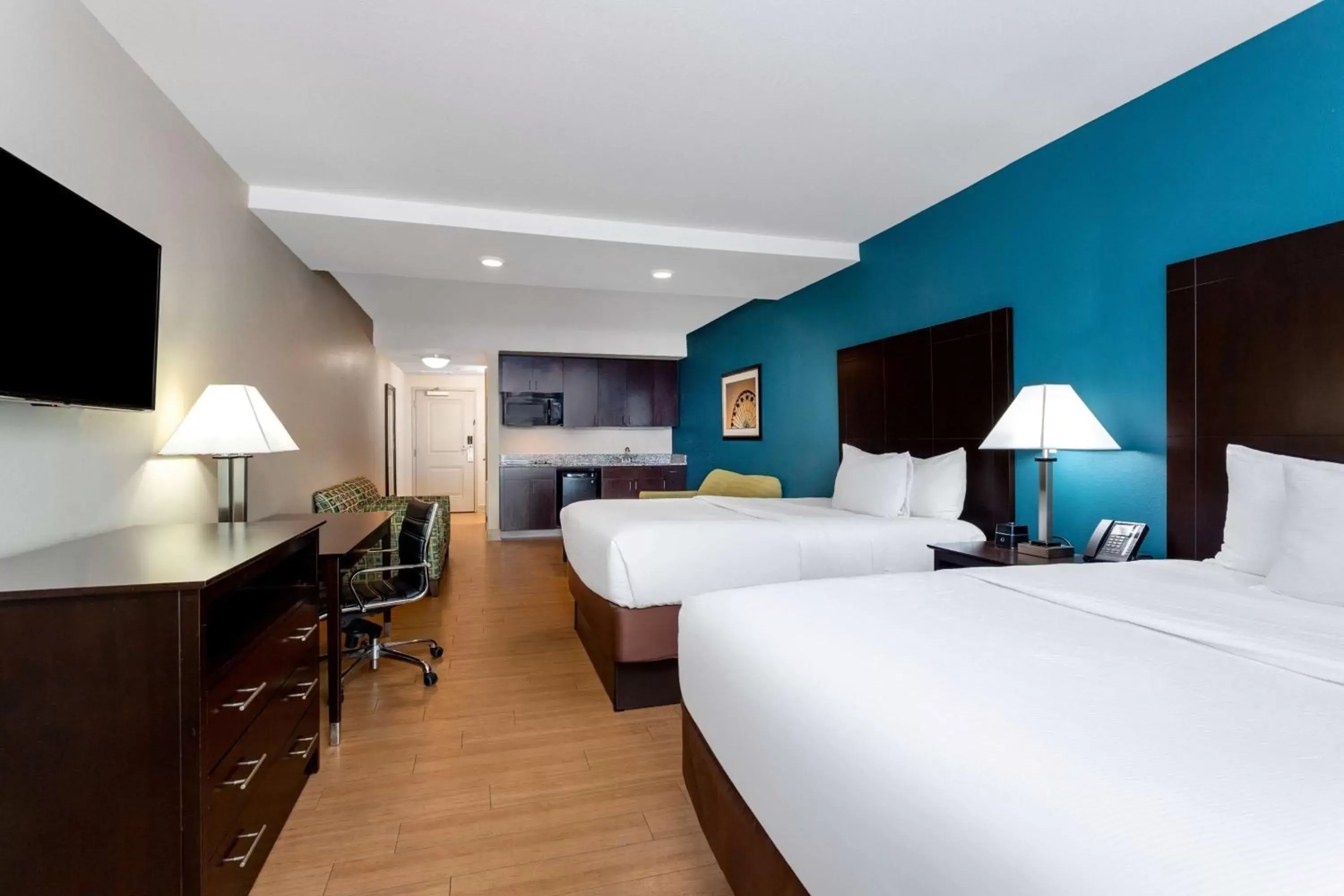 Bedroom in La Quinta by Wyndham Ocean City