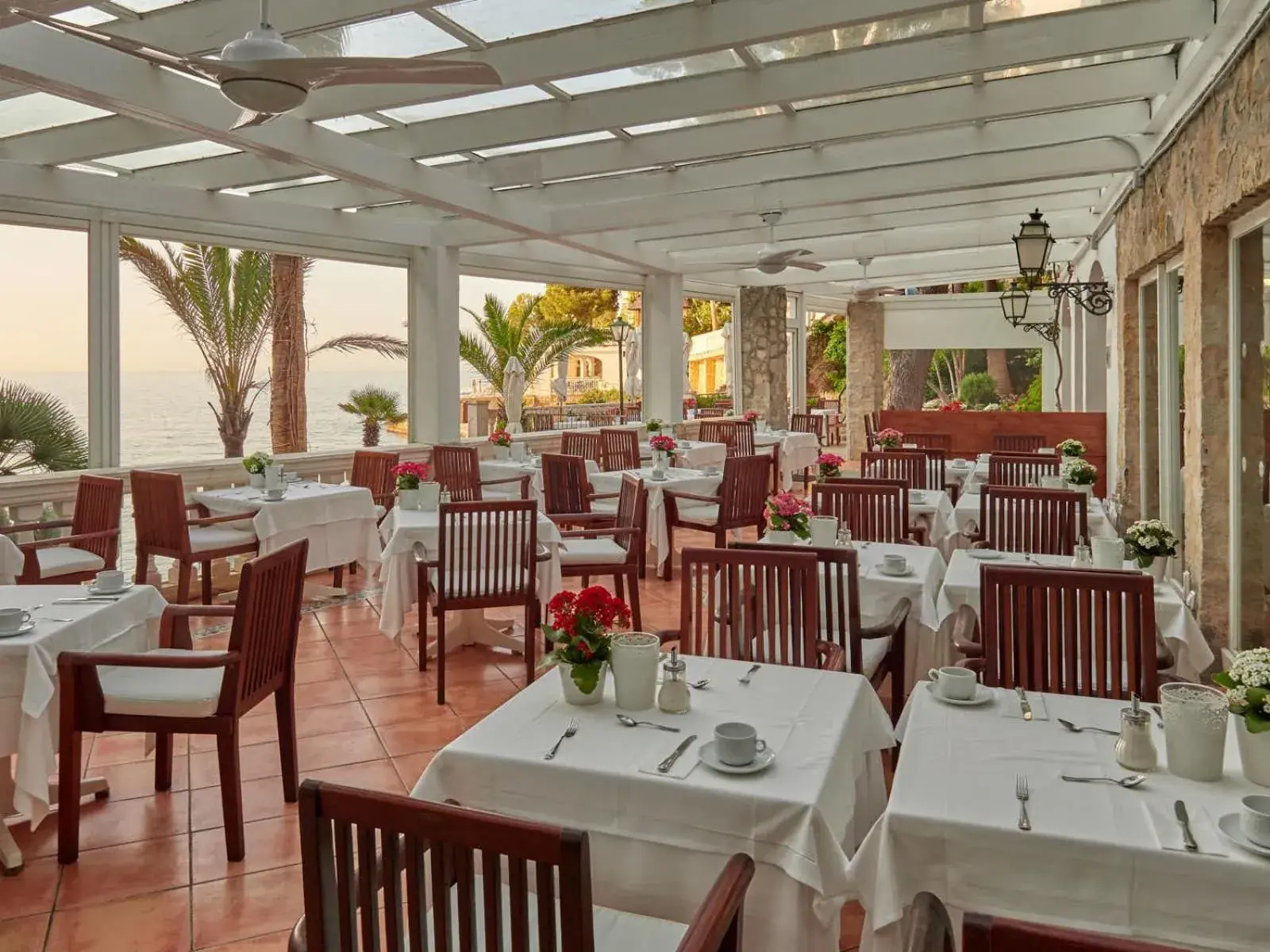 Restaurant/Places to Eat in Hotel Bon Sol Resort & Spa