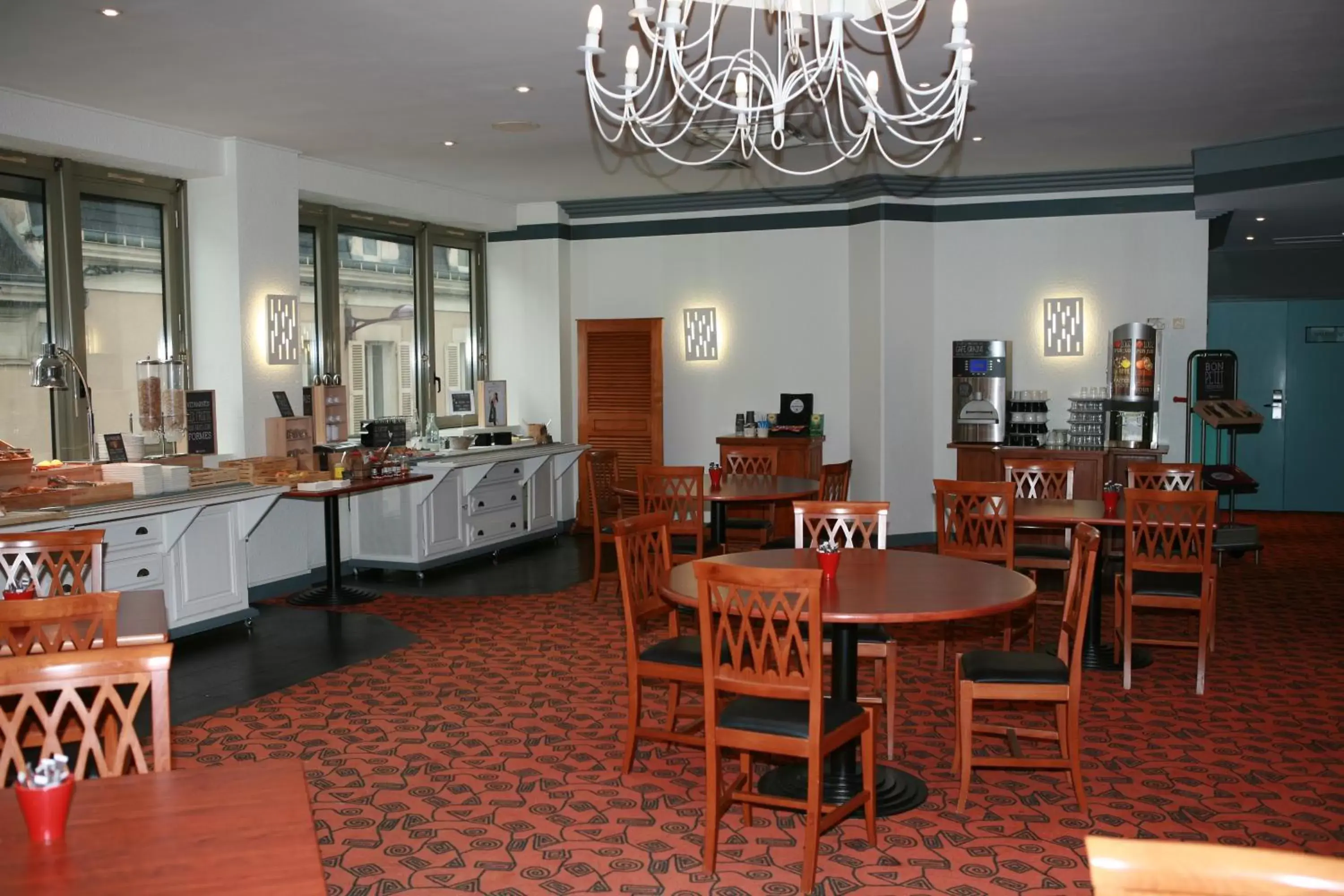 Other, Restaurant/Places to Eat in ibis Chateauroux
