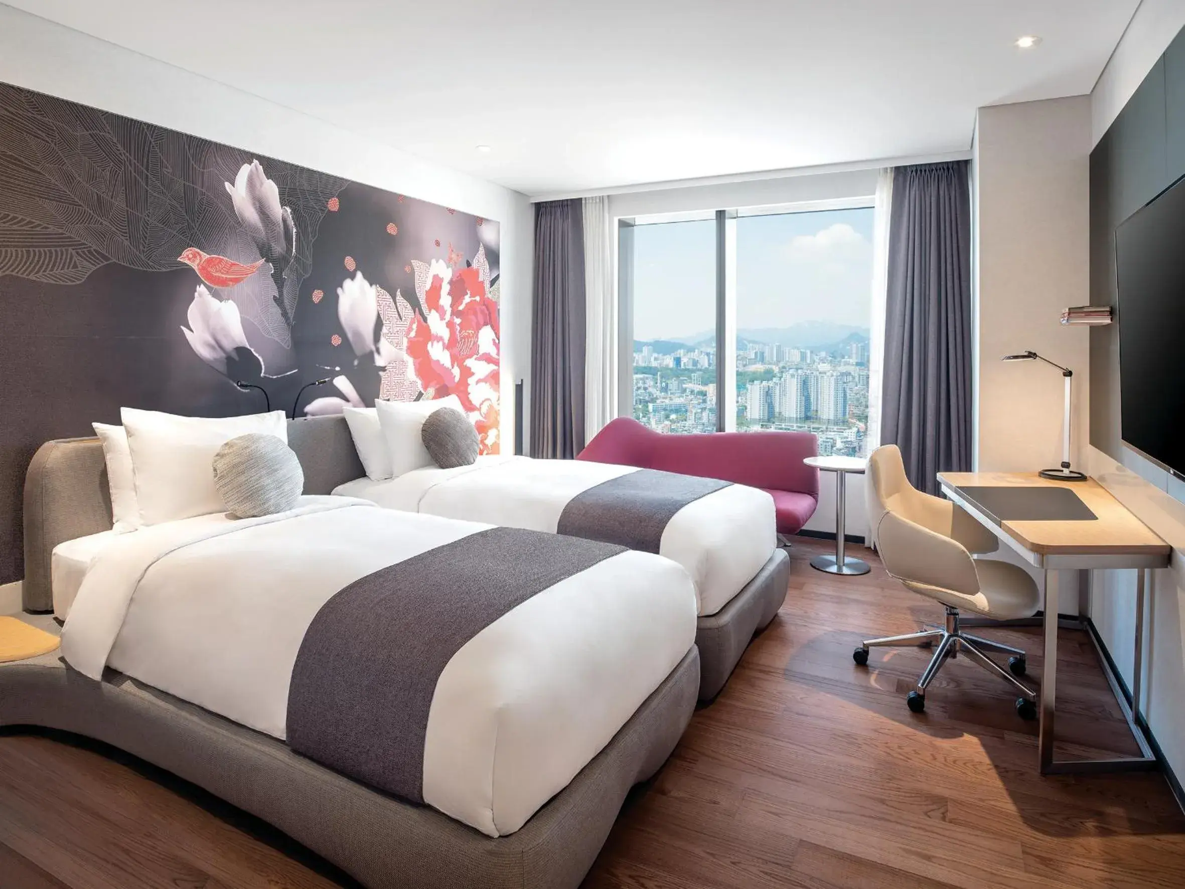 Superior Twin Room in Novotel Ambassador Seoul Yongsan Superior Twin Room in Novotel Ambassador Seoul Yongsan