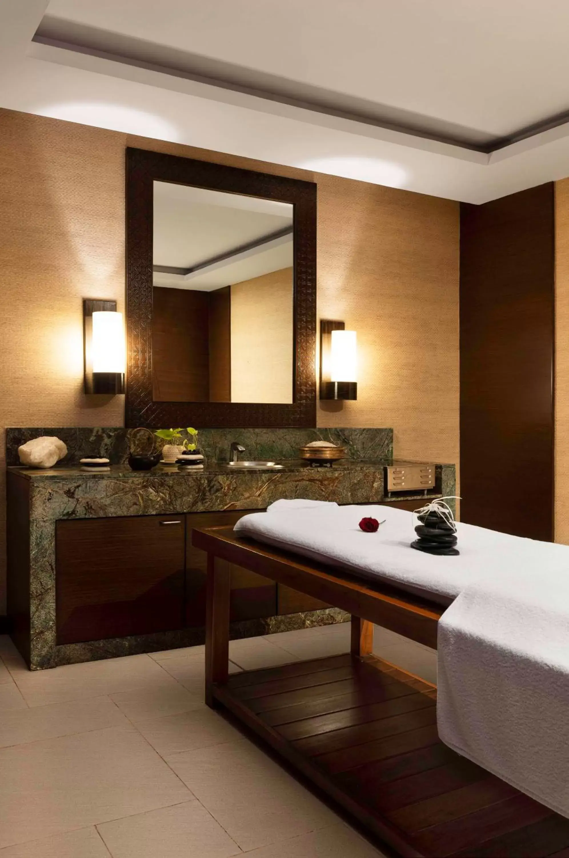 Spa and wellness centre/facilities, Bathroom in Hyatt Pune