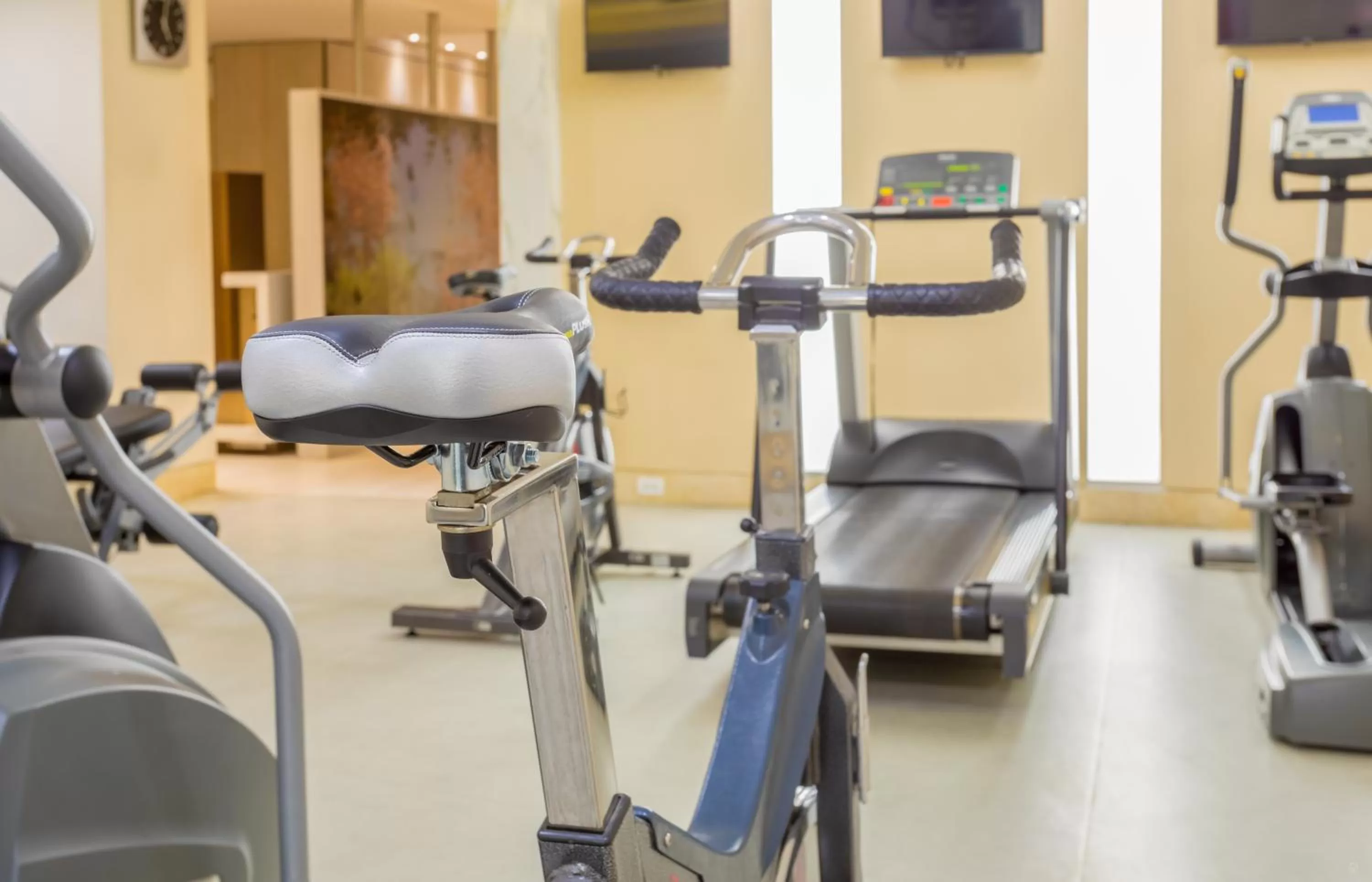 Fitness centre/facilities in GHL Hotel Capital