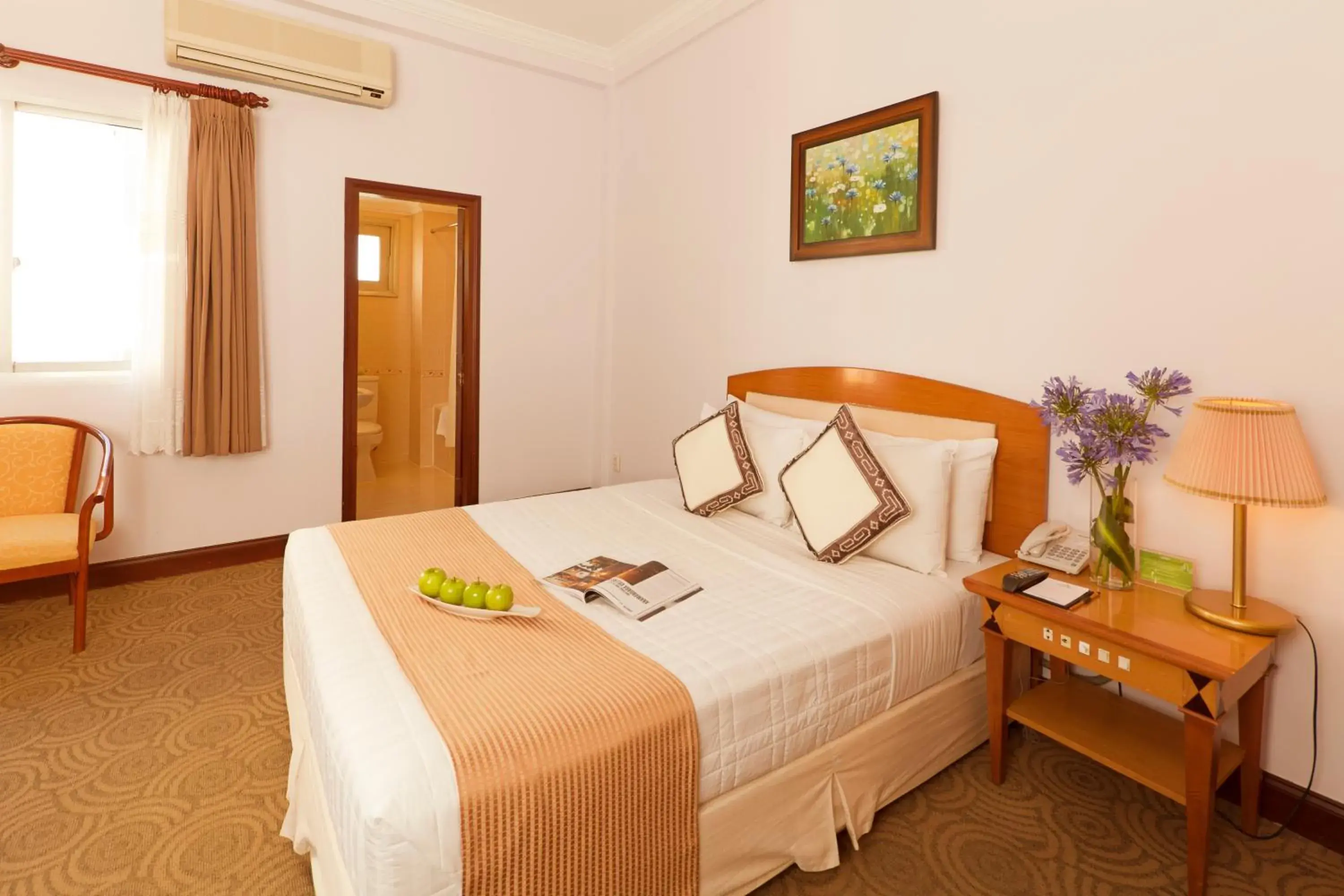 Deluxe Double or Twin Room in Liberty Hotel Saigon Parkview