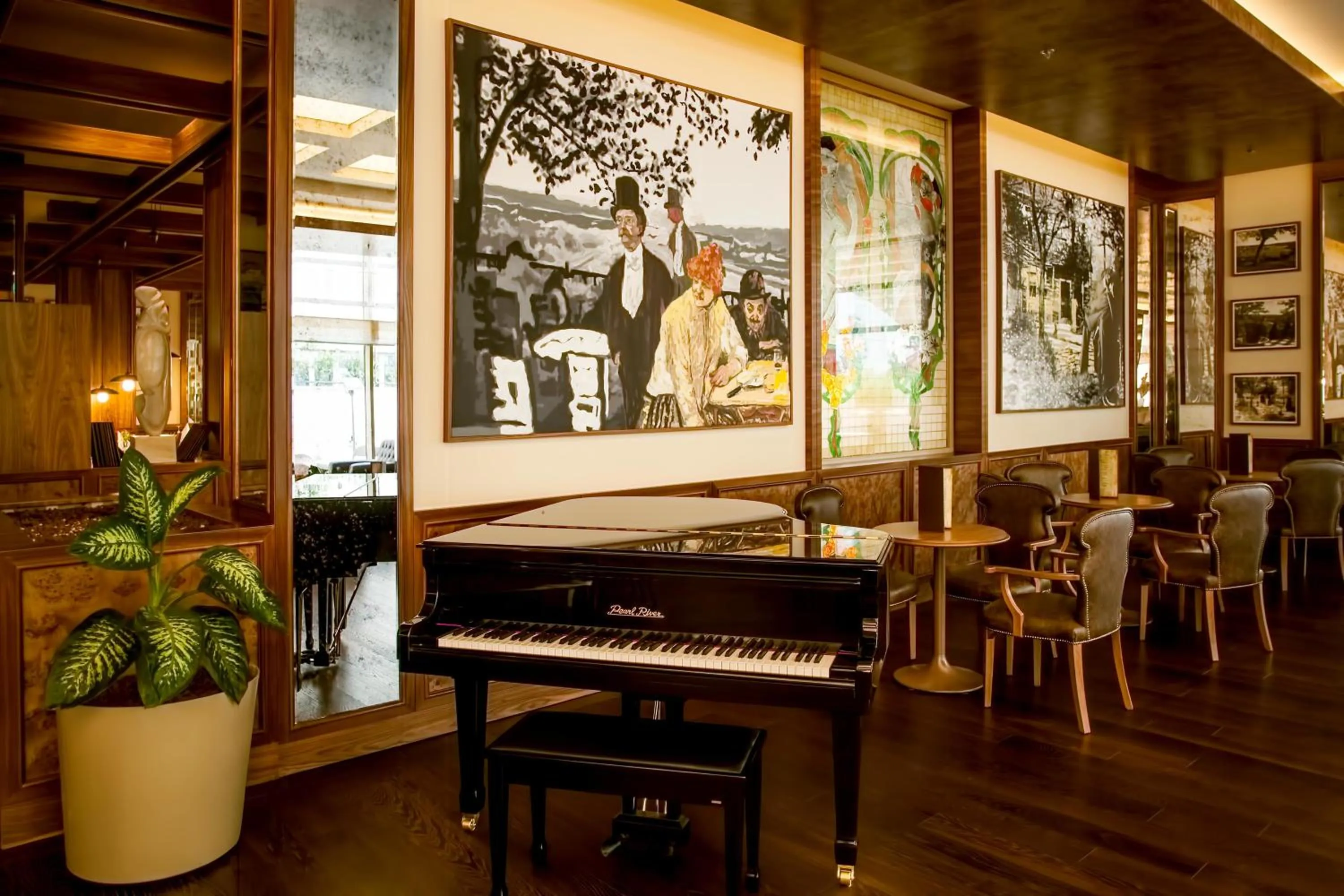 Lounge or bar in Gorrion Hotel Istanbul