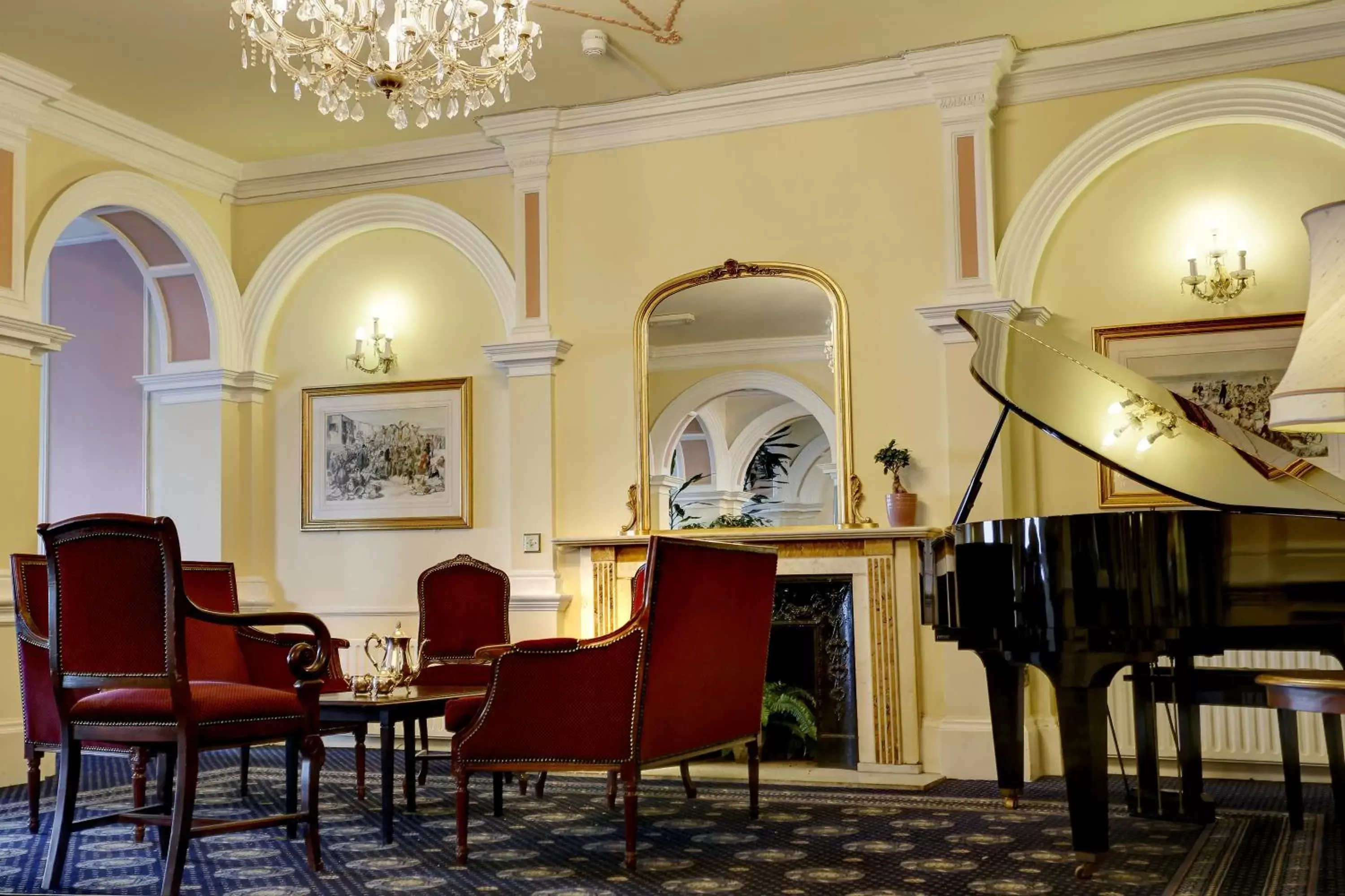 Decorative detail, Seating Area in Royal Victoria Hotel