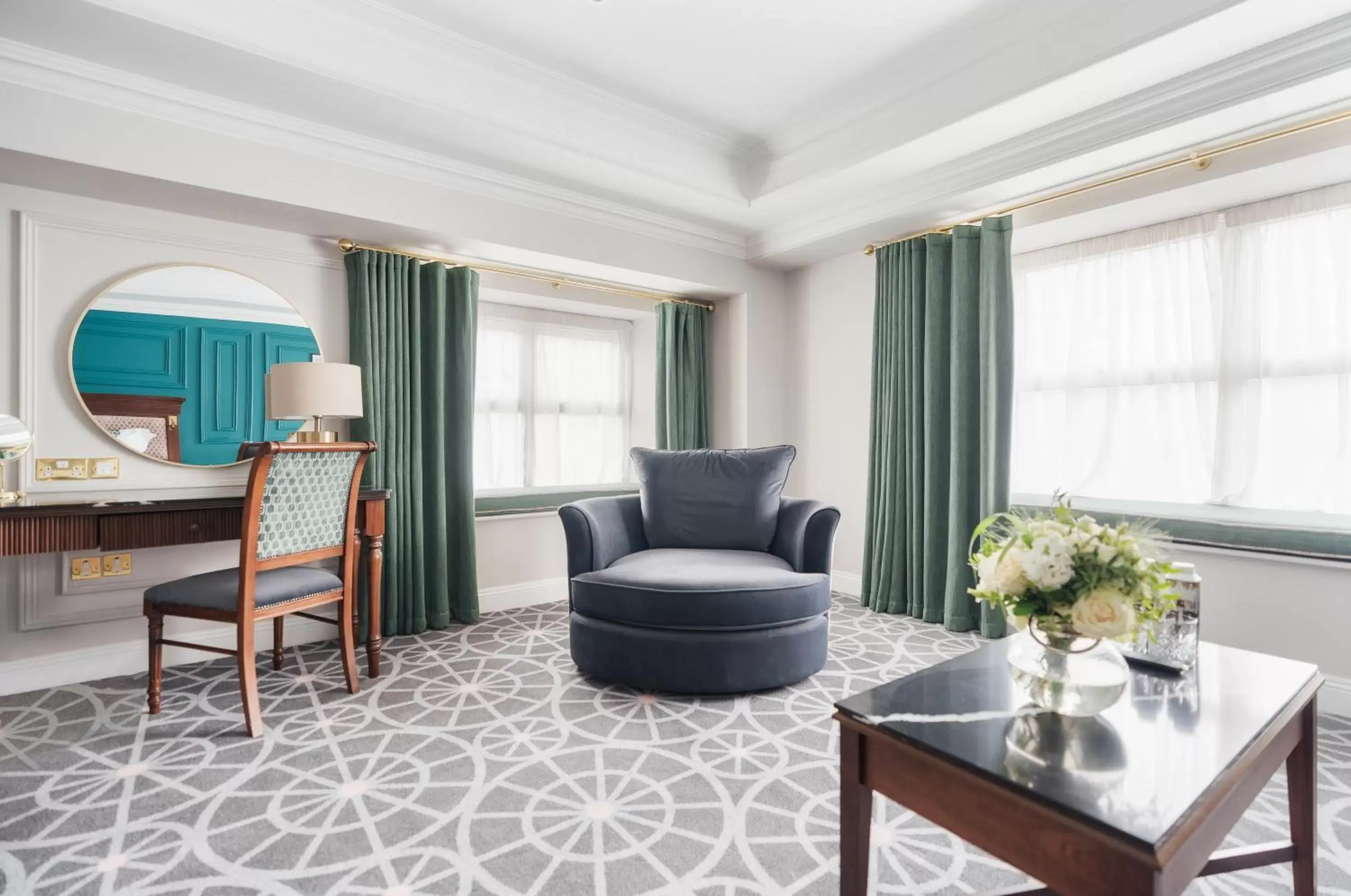 Bed, Seating Area in Imperial Hotel Cork City