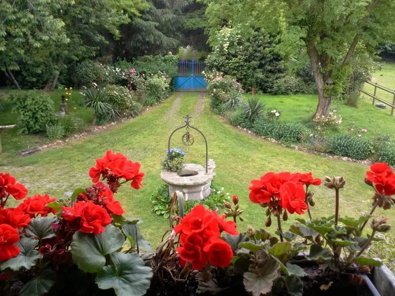 Garden view in Manoir de la Peignie