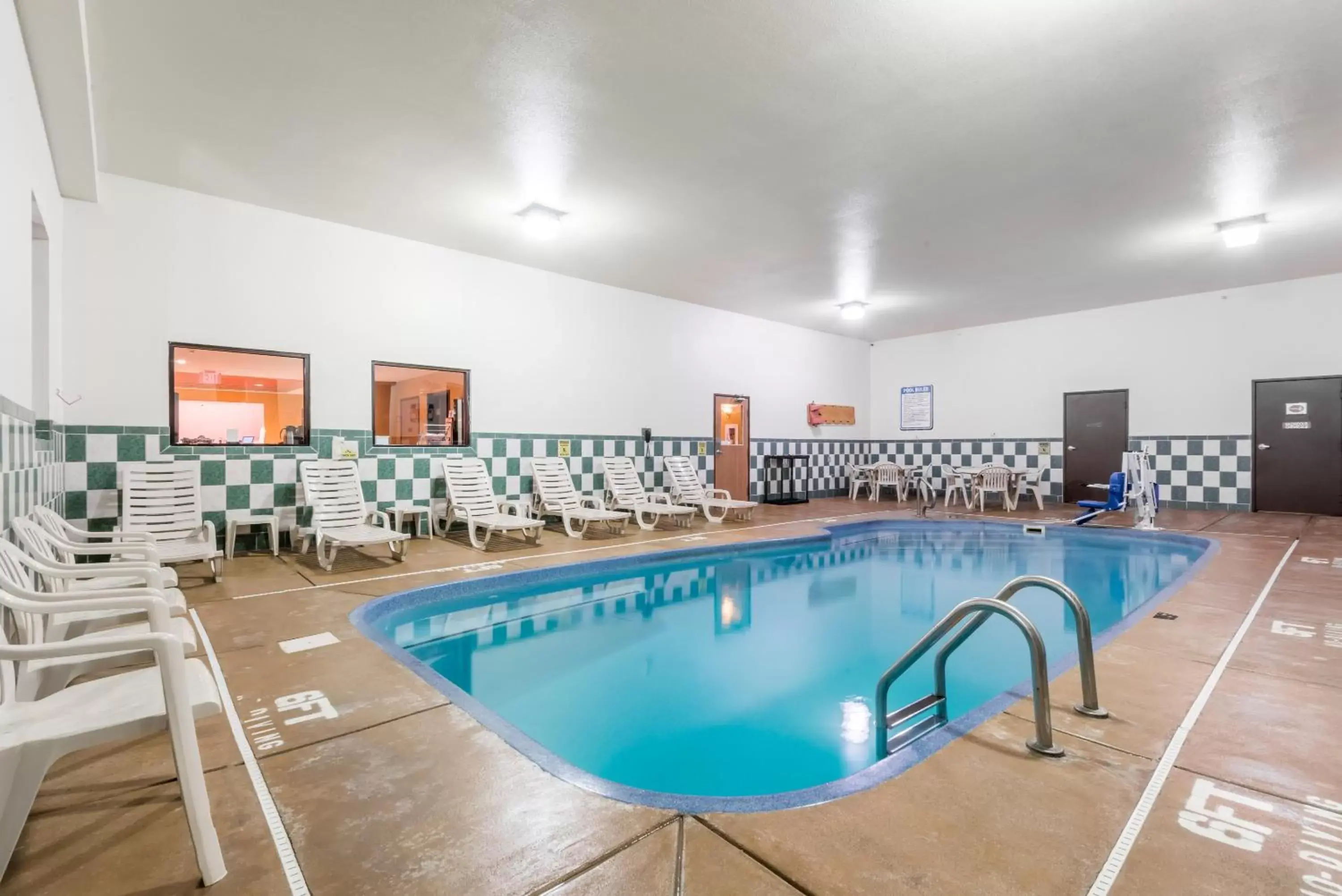 Swimming Pool in Super 8 by Wyndham Cloverdale
