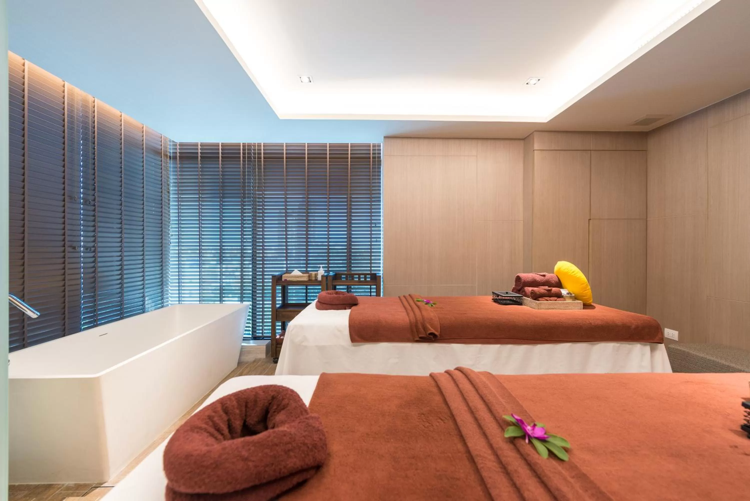 Hot Tub, Bed in Mytt Hotel Pattaya