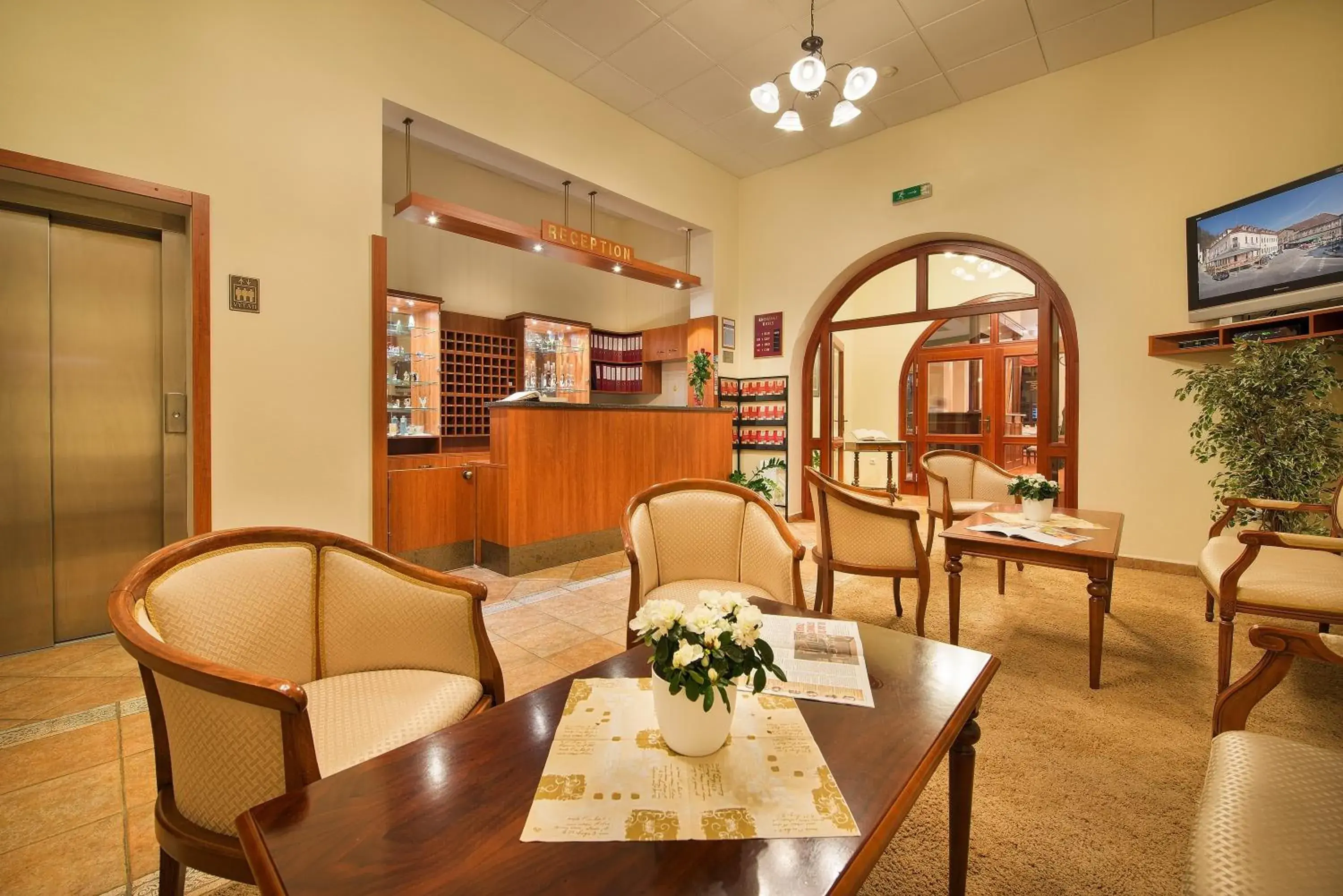 Lobby or reception, Lounge/Bar in Hotel Podhrad