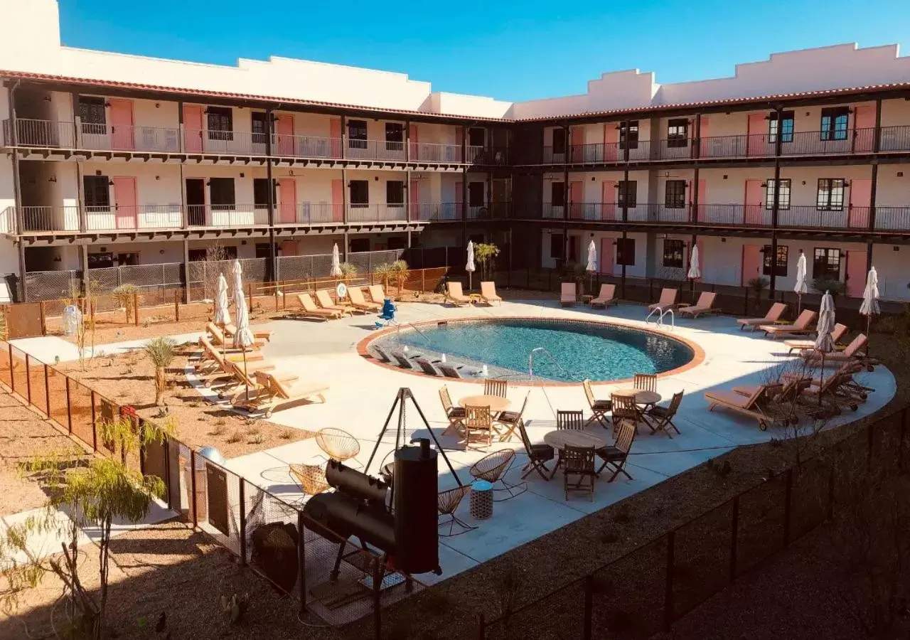 Swimming Pool in Texican Court, by Valencia Hotel Group