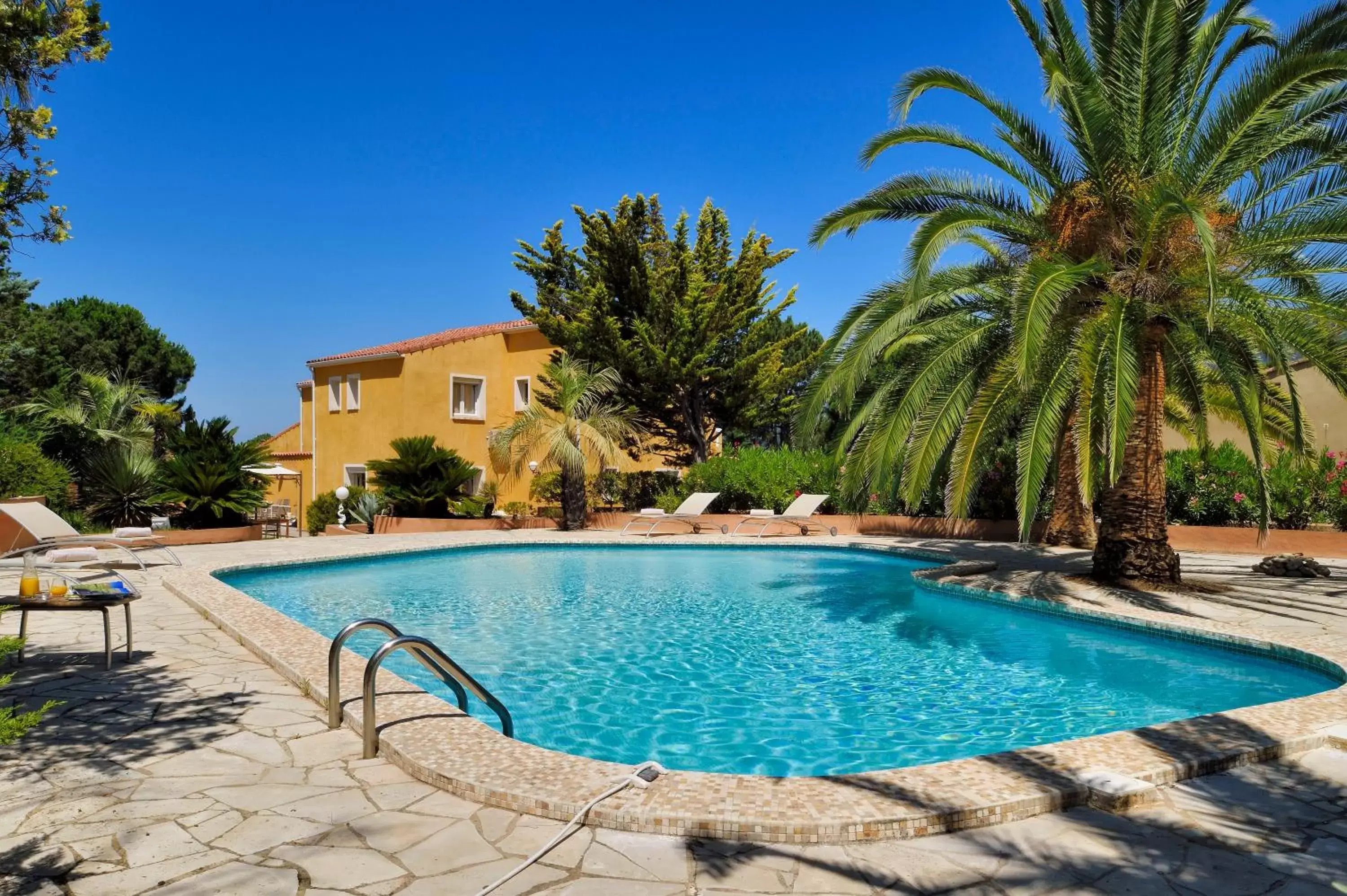 Swimming Pool in Hotel Bartaccia