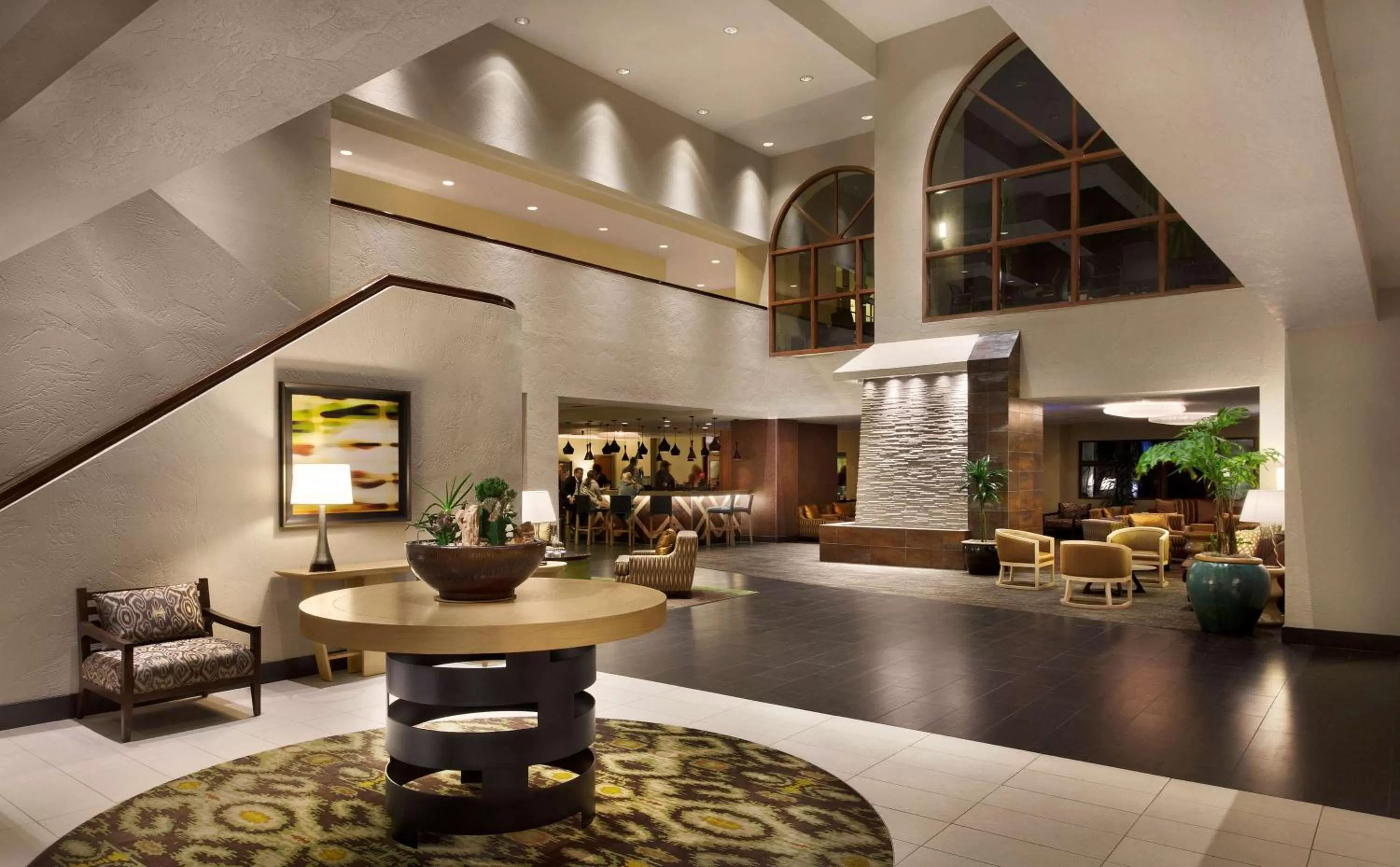 Lobby or reception in Embassy Suites by Hilton Phoenix Tempe