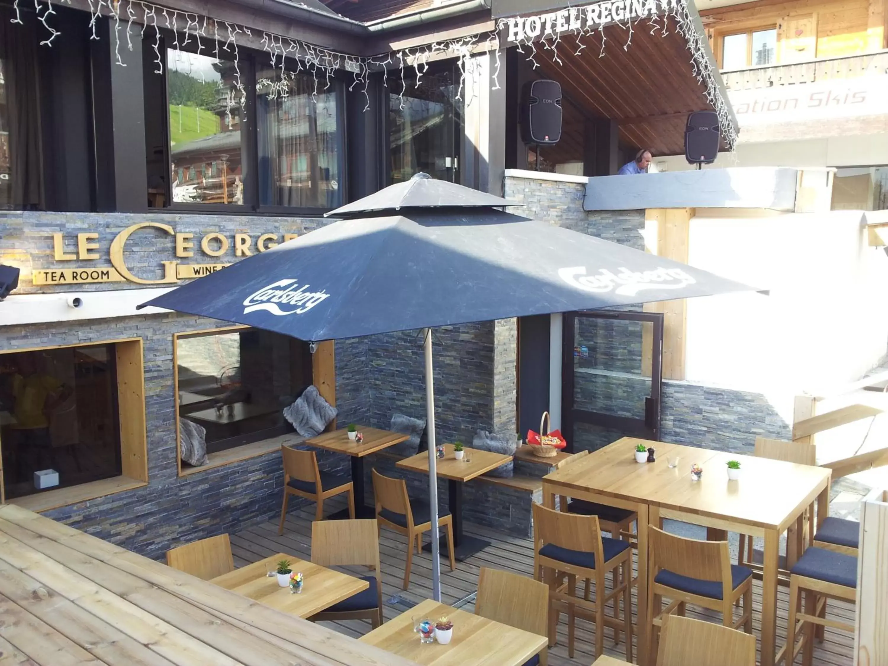 Balcony/Terrace, Restaurant/Places to Eat in Chalet Hotel Régina