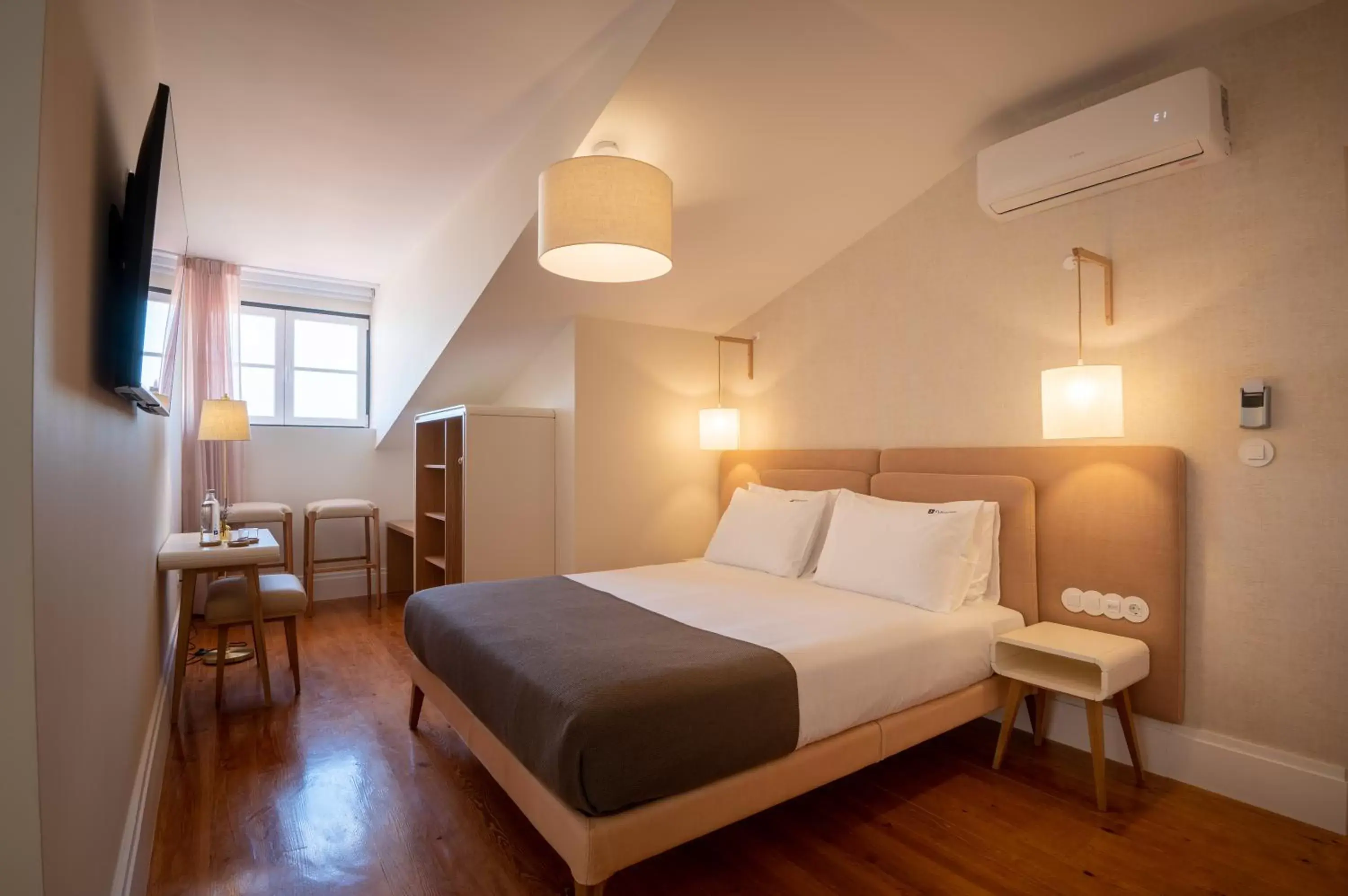 Bedroom, Bed in Memoria Lisboa FLH Hotels