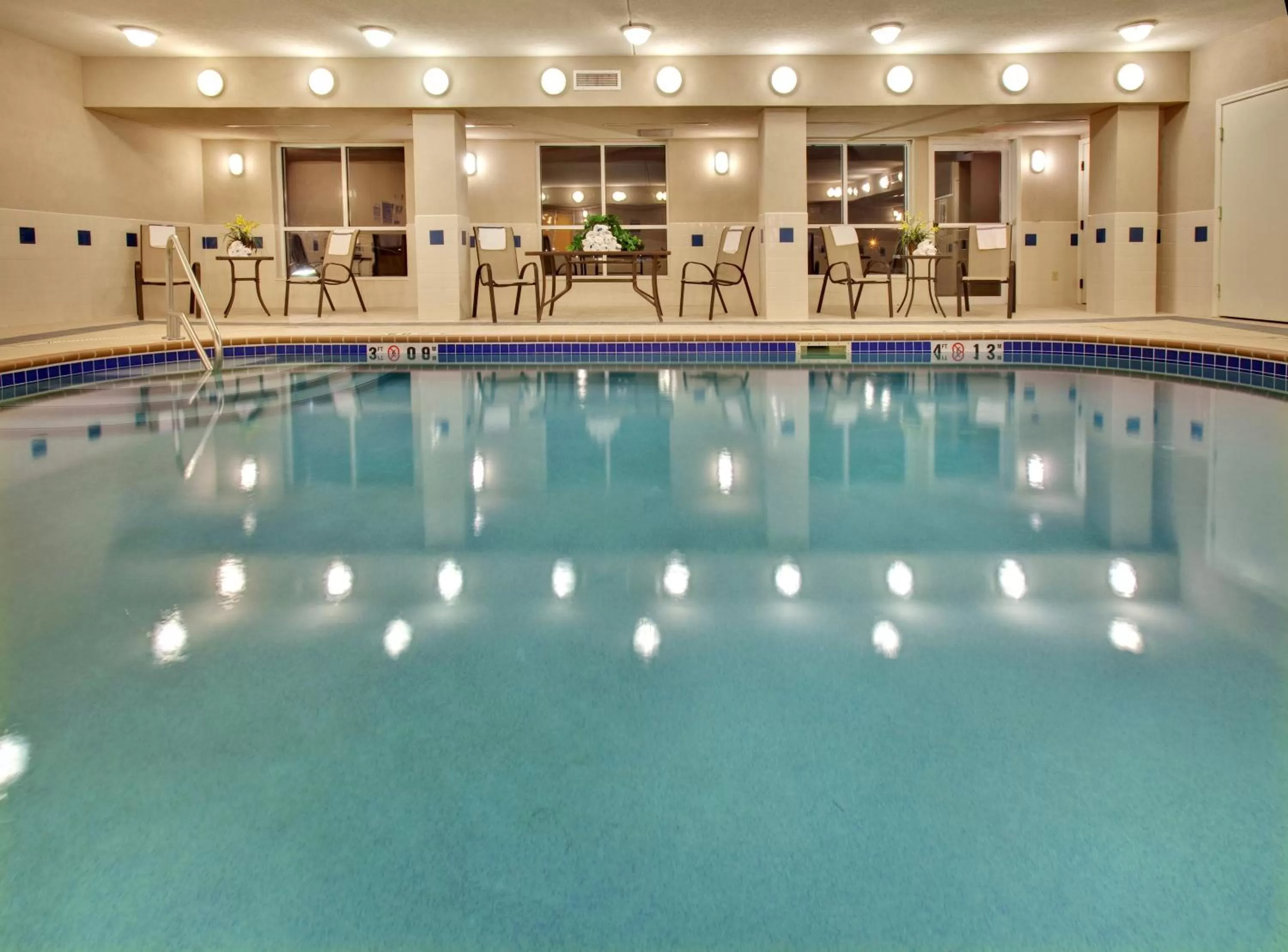 Swimming Pool in Holiday Inn Express & Suites Vermillion, an IHG Hotel