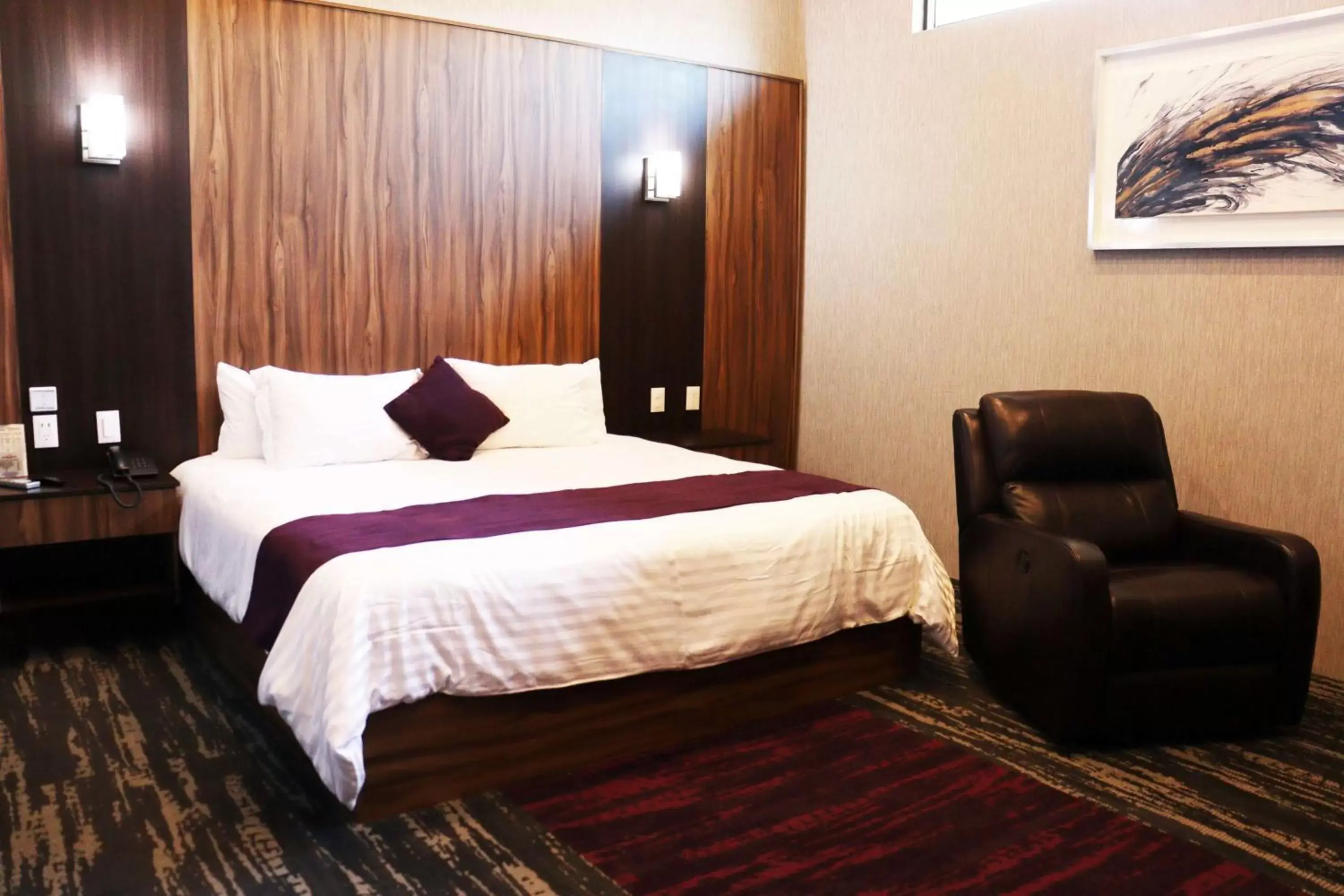 Bed in Wyndham Garden Aguascalientes Hotel & Casino