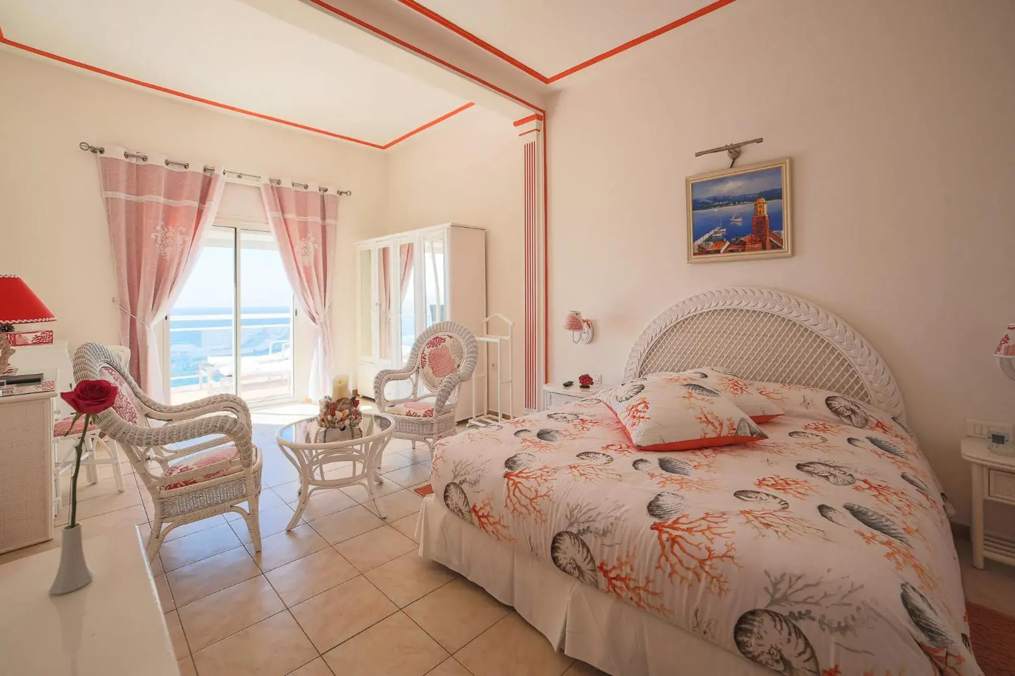 Bedroom in Hotel La Calanque