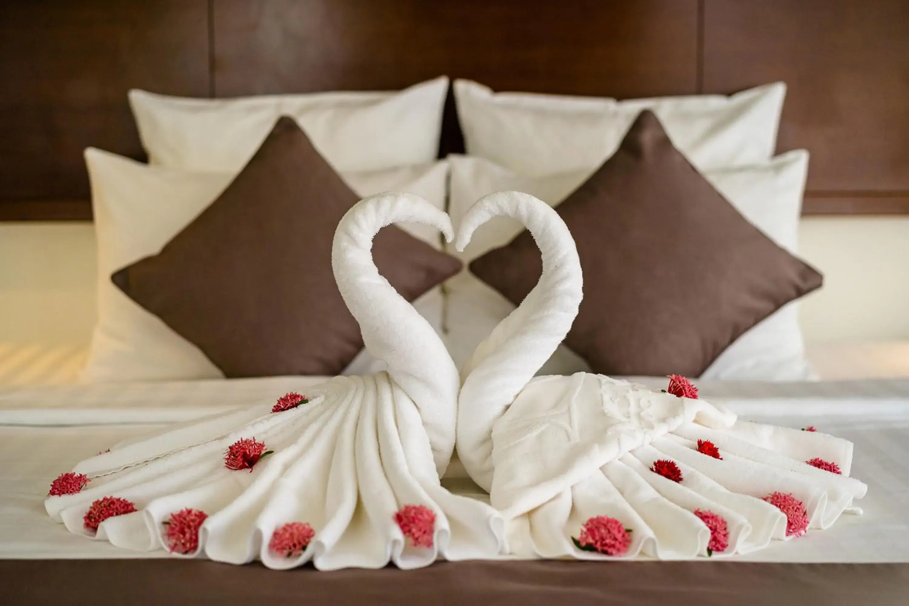 Bed in Mercury Phu Quoc Resort & Villas