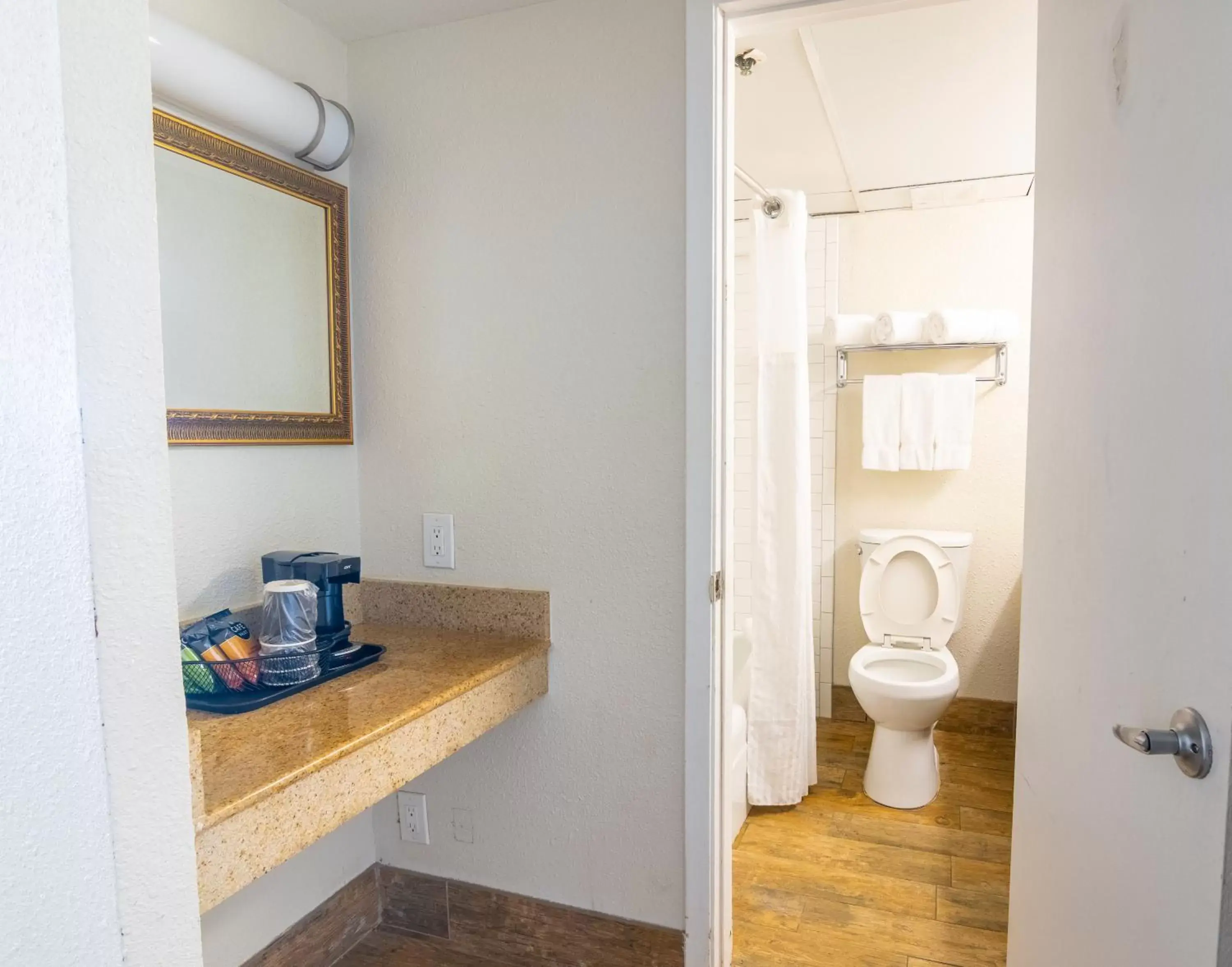 Bathroom in Emerald Beach Hotel Corpus Christi