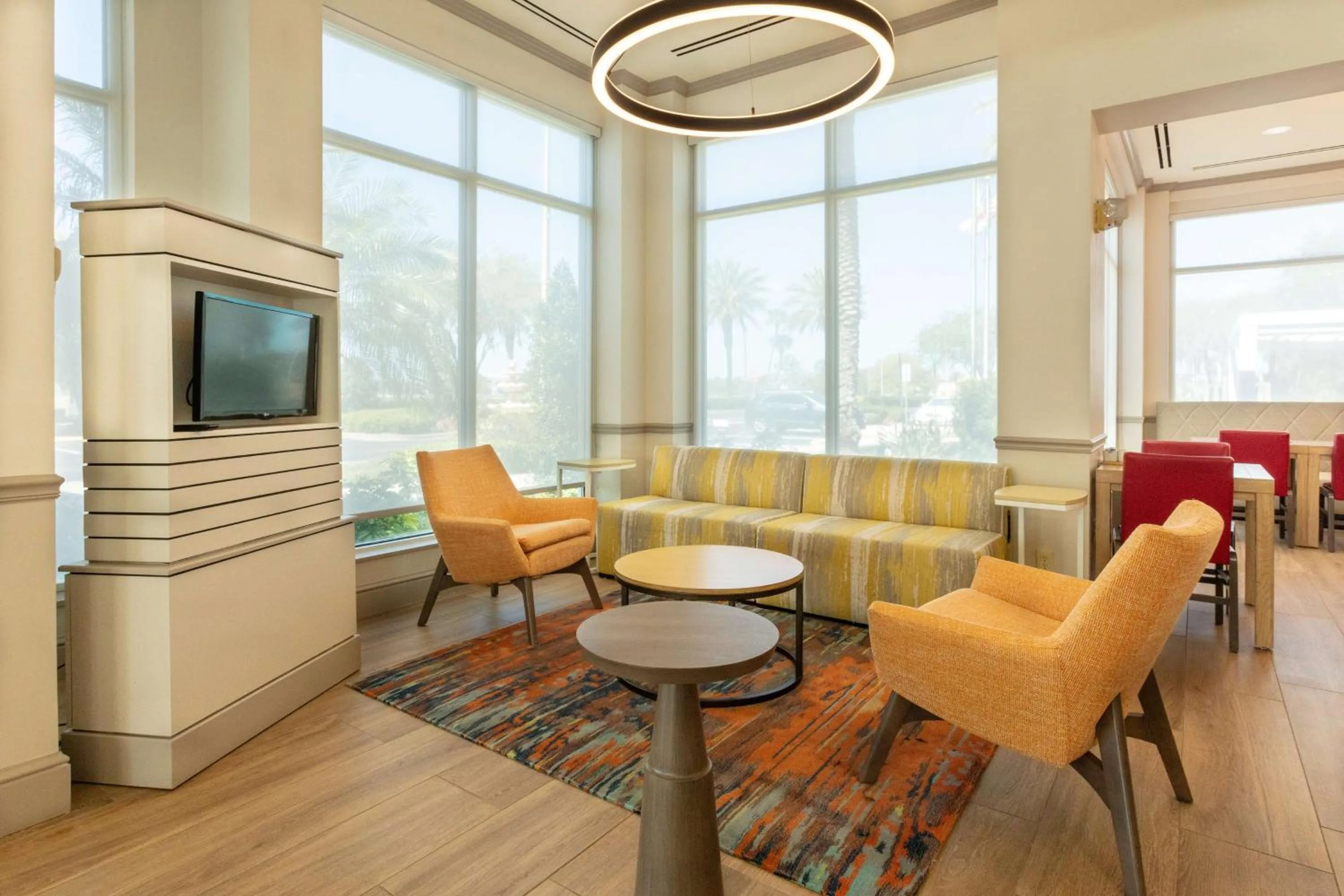 Lobby or reception in Hilton Garden Inn Daytona Beach Airport