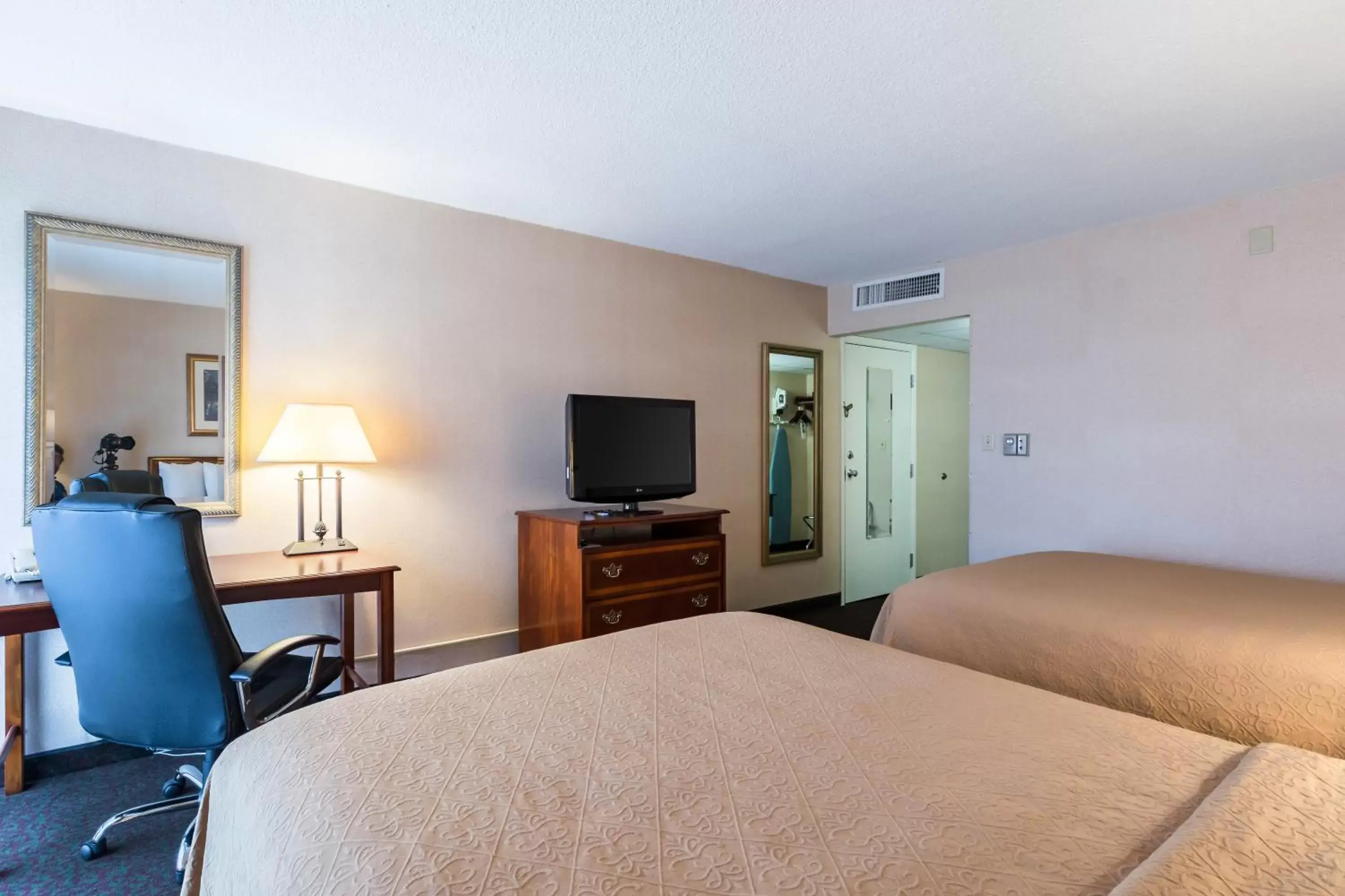 Double Room with Two Double Beds - Non-Smoking in Quality Inn and Conference Center I-80 Grand Island