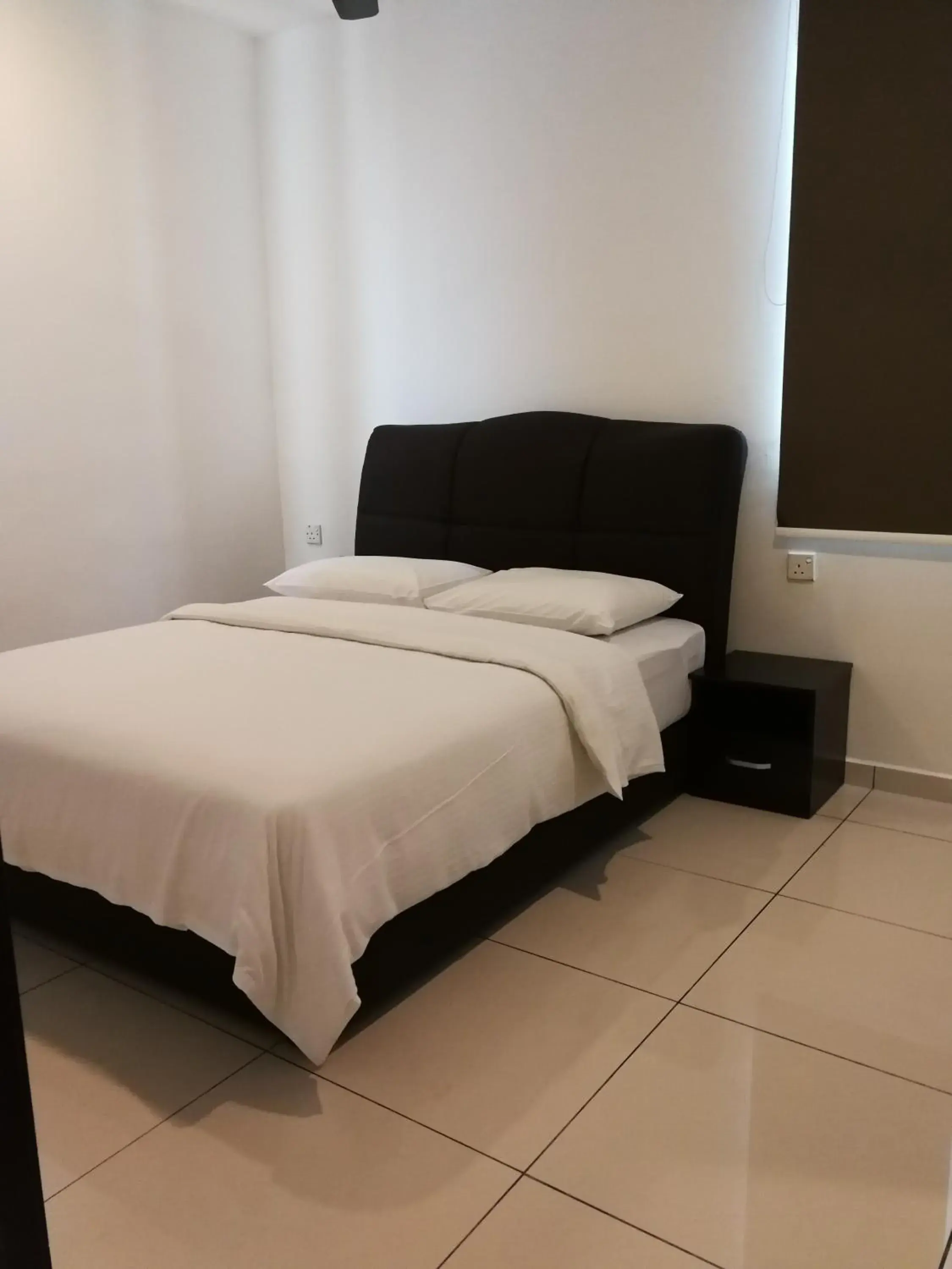 Bed in Millenium maison home Bed in Millenium maison home