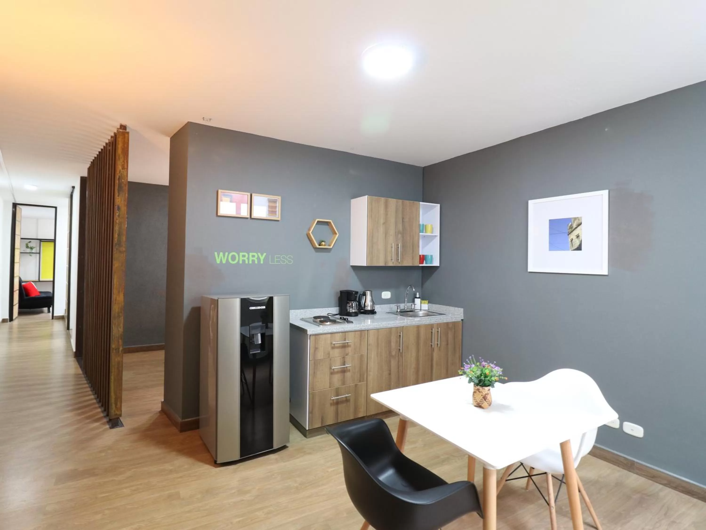 Kitchen or kitchenette in 554 Apartments