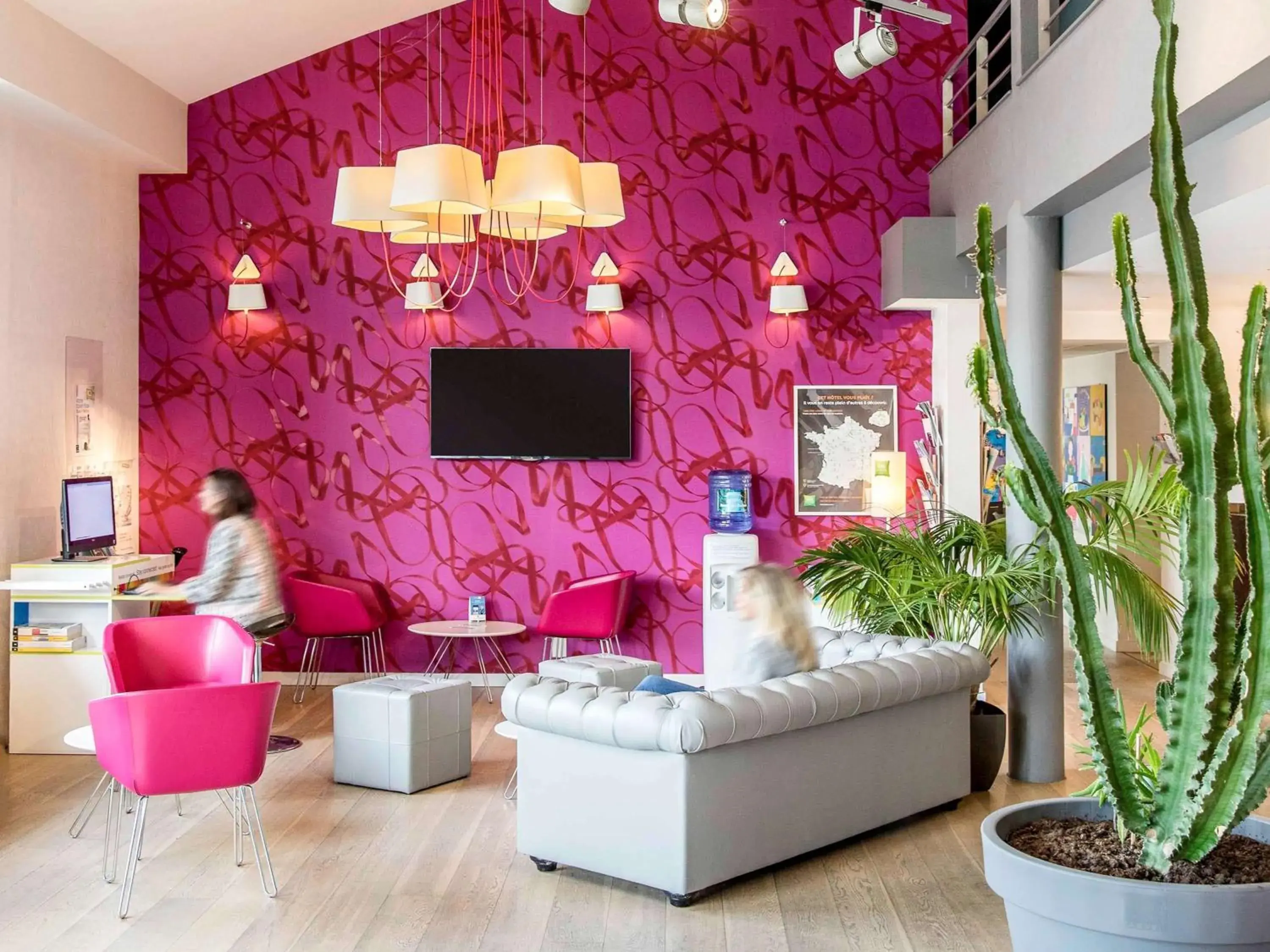 Property building, Seating Area in ibis Styles Rennes St. Gregoire
