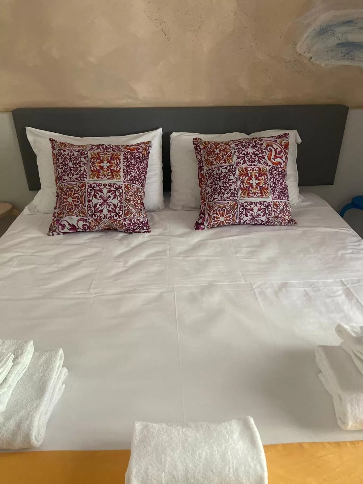 Bed in Sorrento B&D Rooms