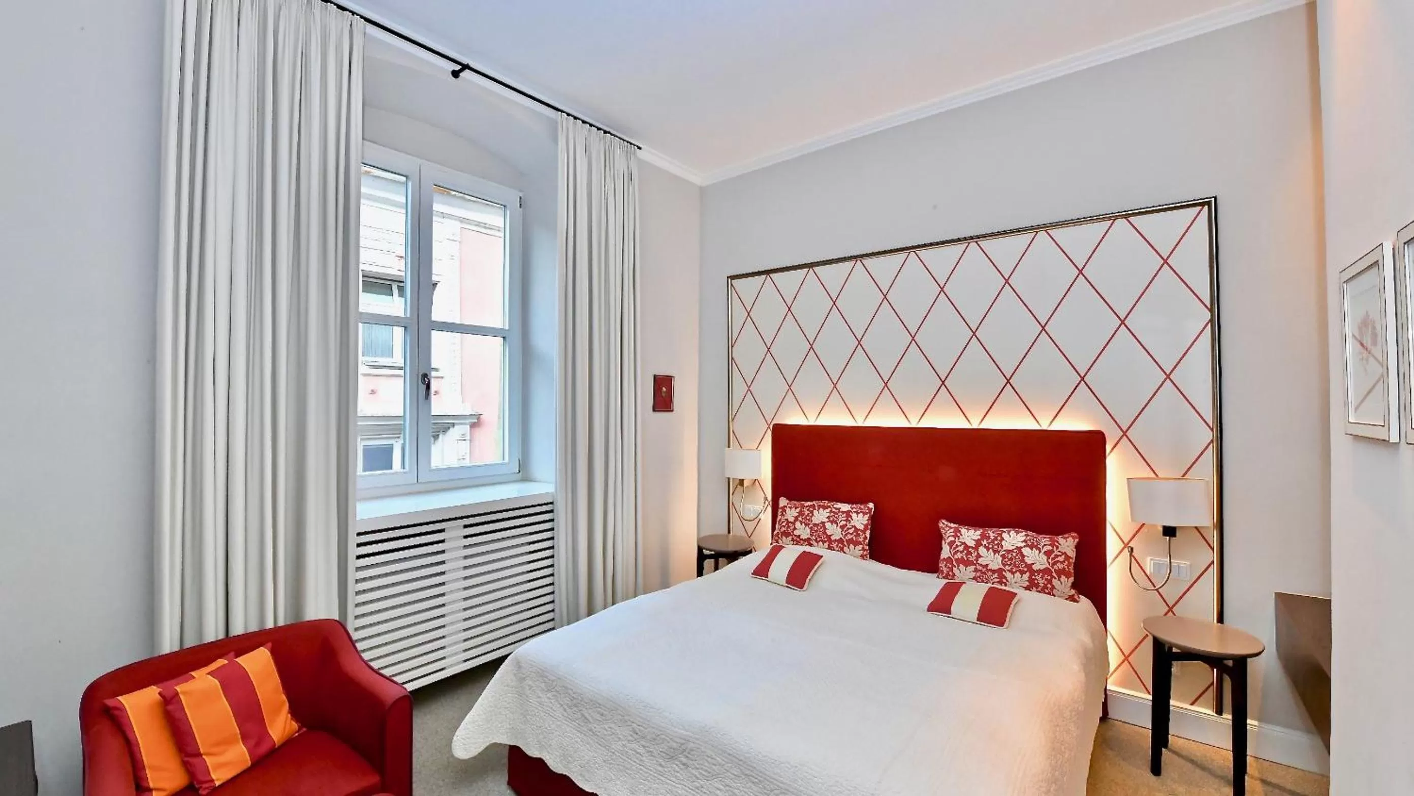 Photo of the whole room, Bed in Hotel Bischofshof am Dom