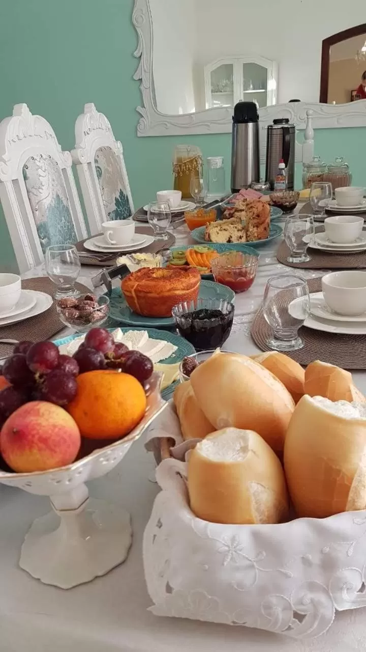 Breakfast in La Maison Brasiliana B&B