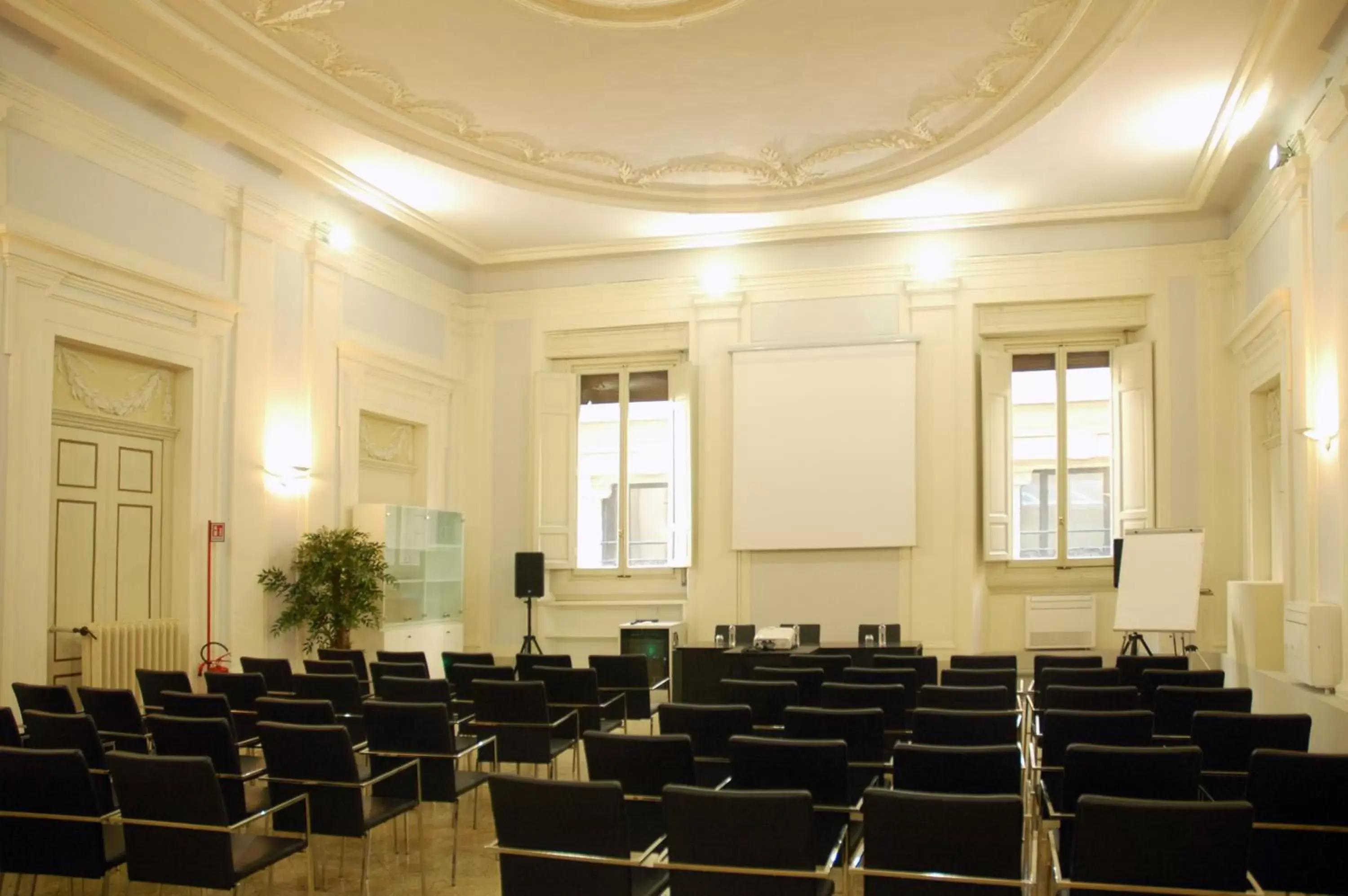 Business facilities in Relais Hotel Centrale "Dimora Storica"