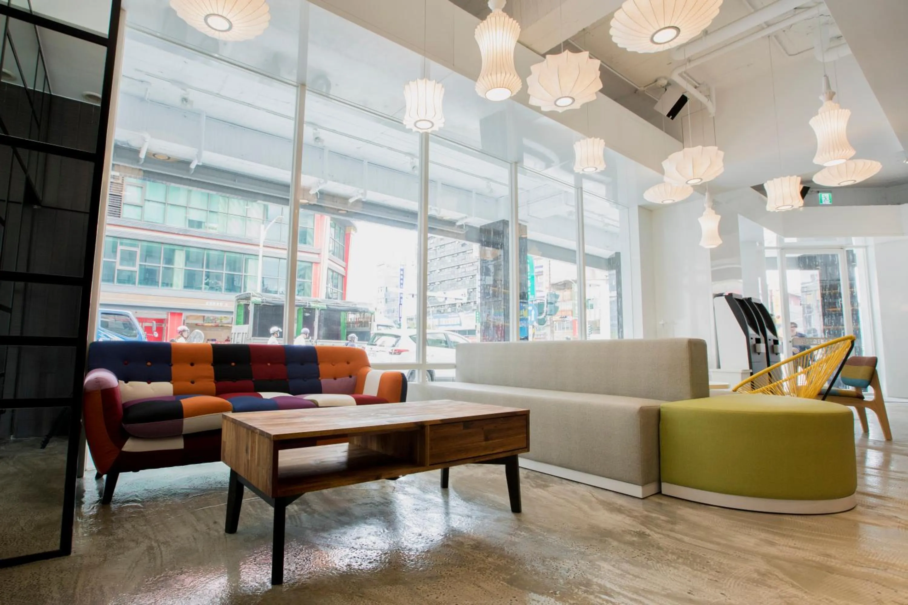 Communal lounge/ TV room in Single Inn-Kaohsiung Station