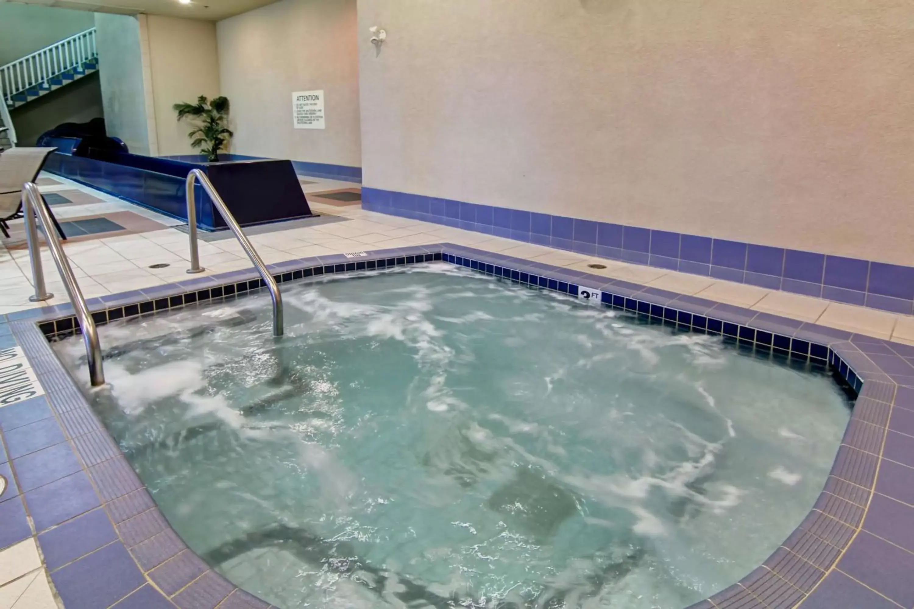 Pool view, Swimming Pool in Hampton Inn by Hilton Kamloops