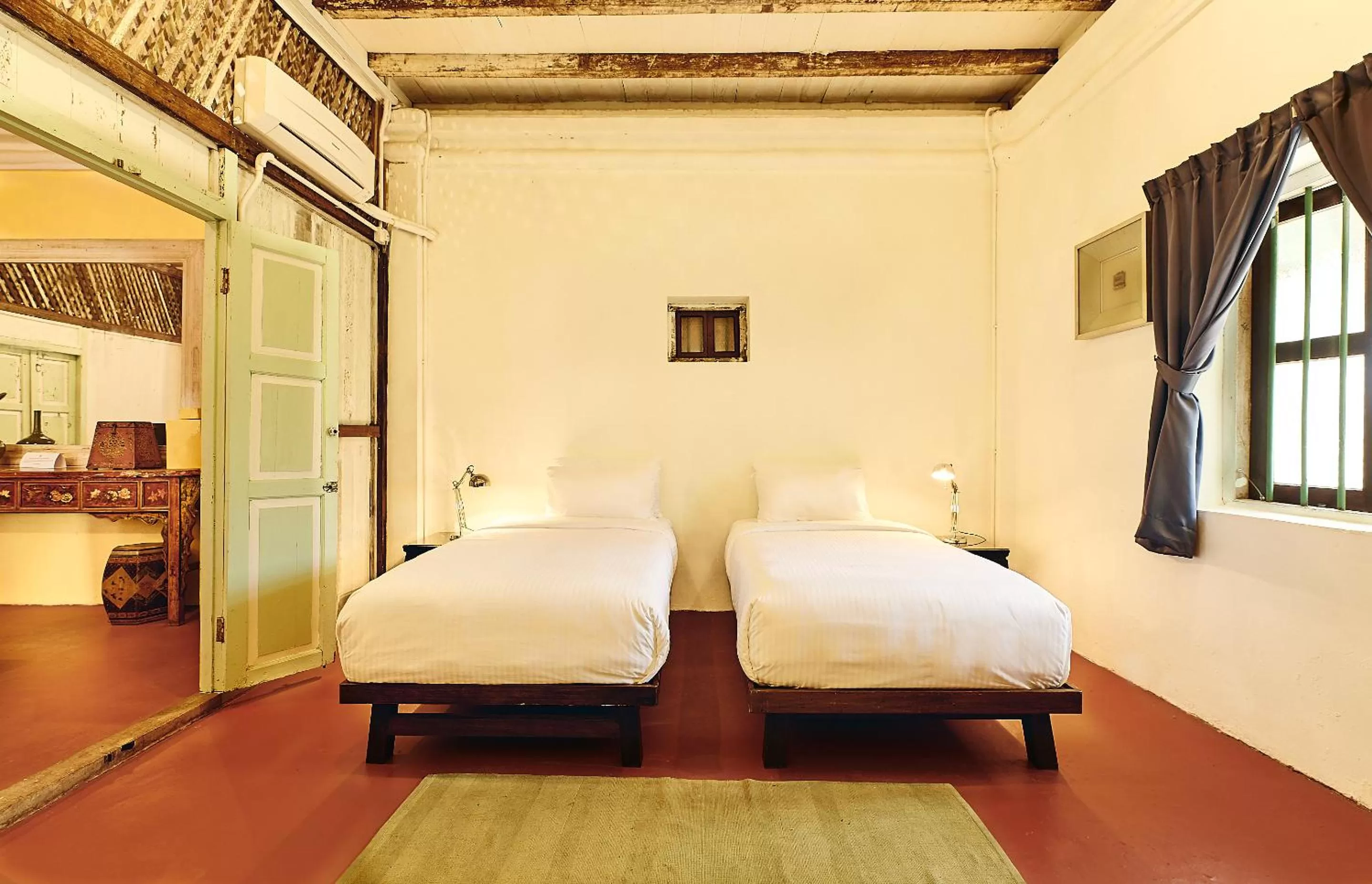 Bed in Temple Tree Resort