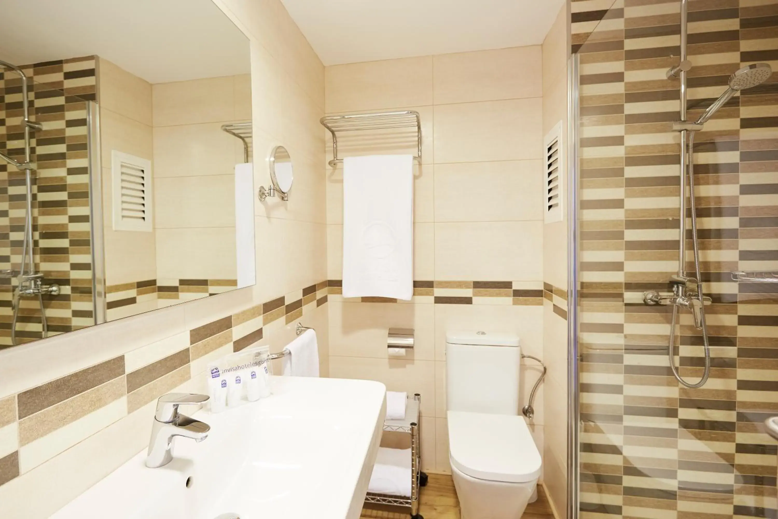 Bathroom in Invisa Ereso All Inclusive