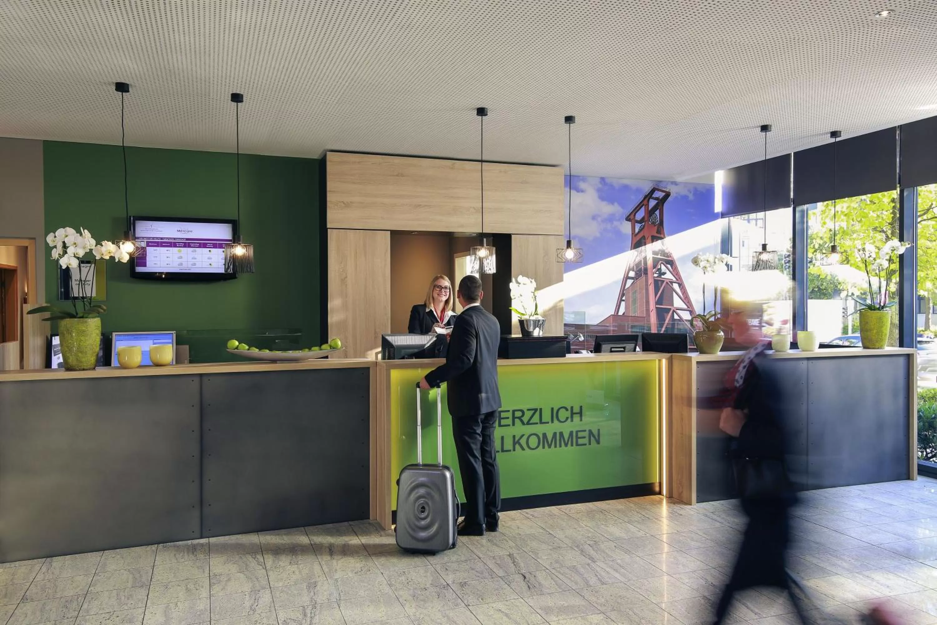Lobby or reception in Mercure Hotel Plaza Essen