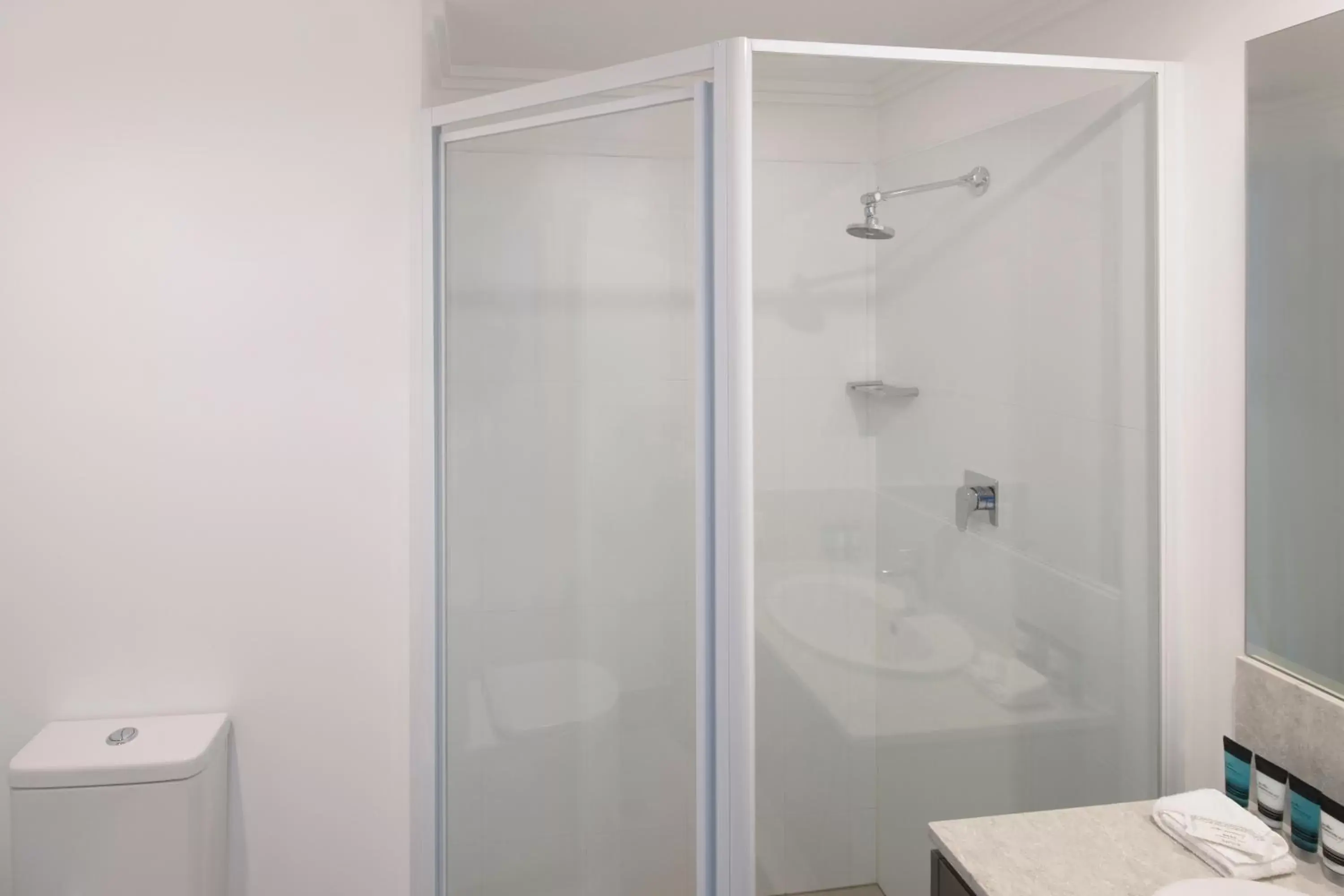 Shower, Bathroom in Mercure Sydney Bankstown