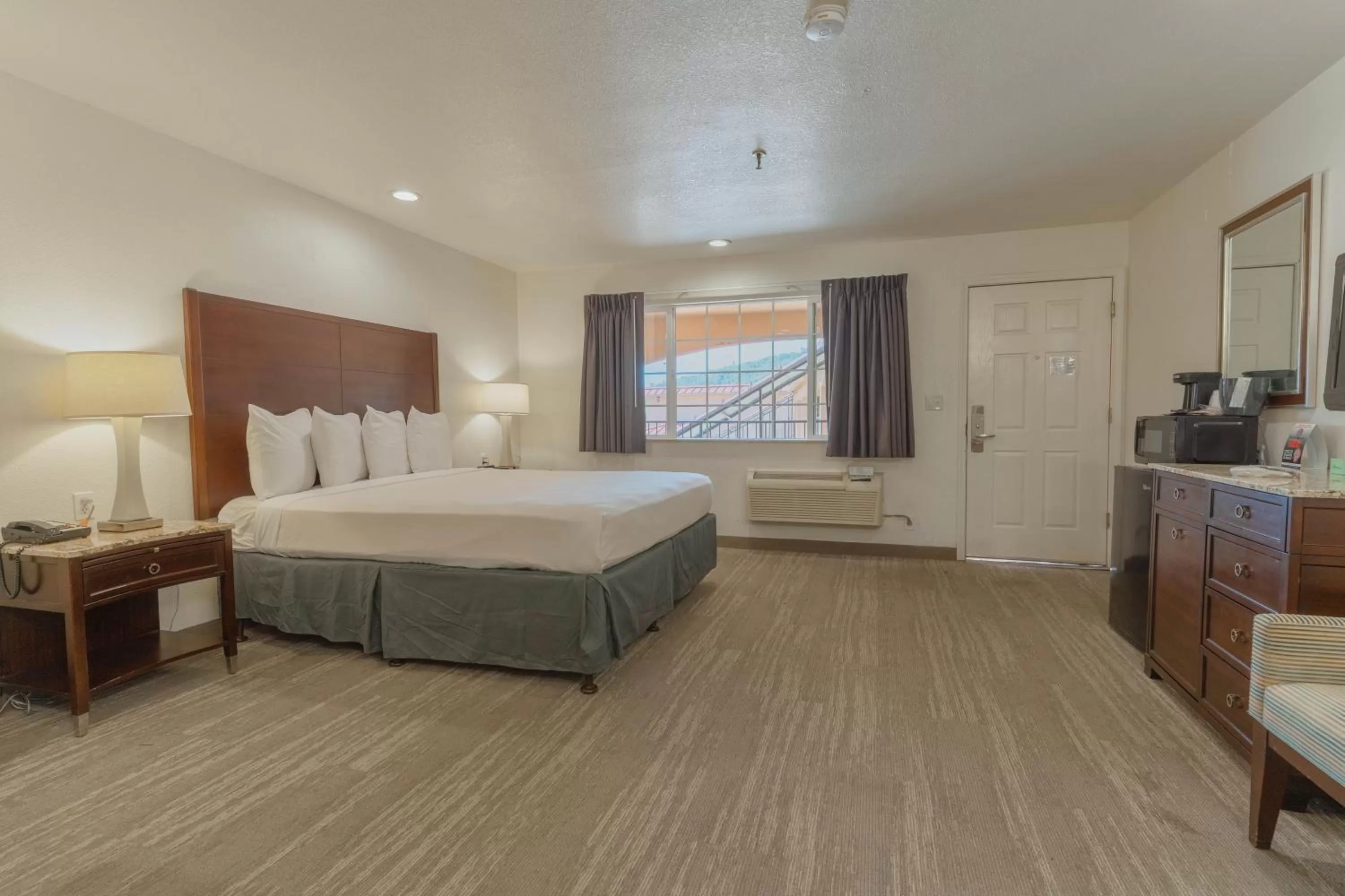 Bed in The Yosemite Inn