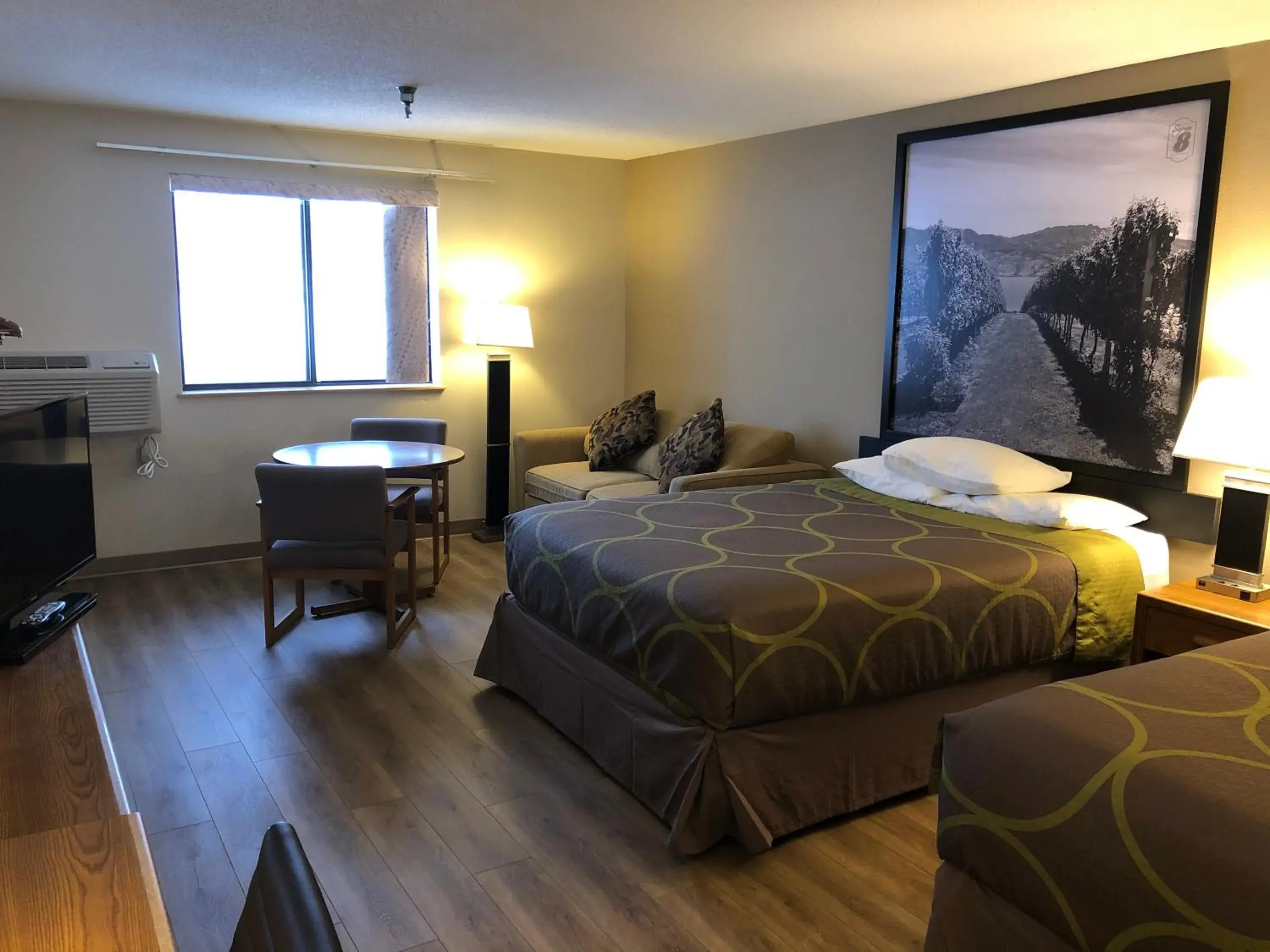 Bed in Super 8 by Wyndham Salmon Arm