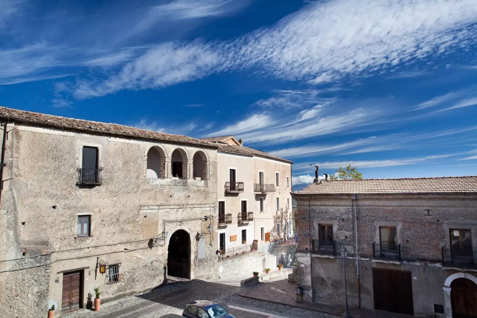 Property Building in Castello di Altomonte