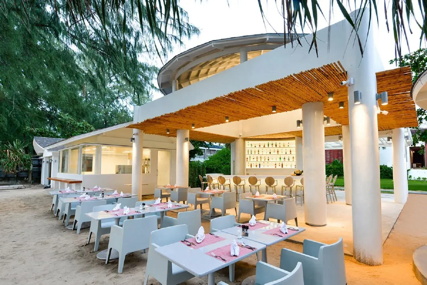 Restaurant/Places to Eat in Twin Lotus Resort and Spa - SHA Plus - Adult Only Hotel