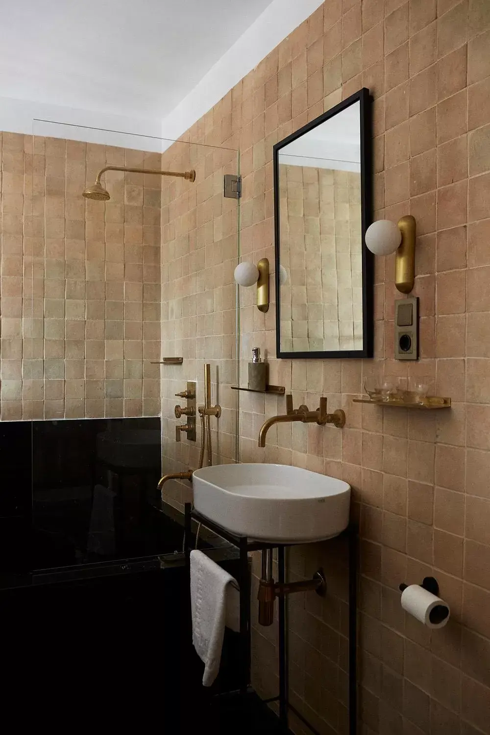 Bathroom in Boutique Hotel Mendi Argia