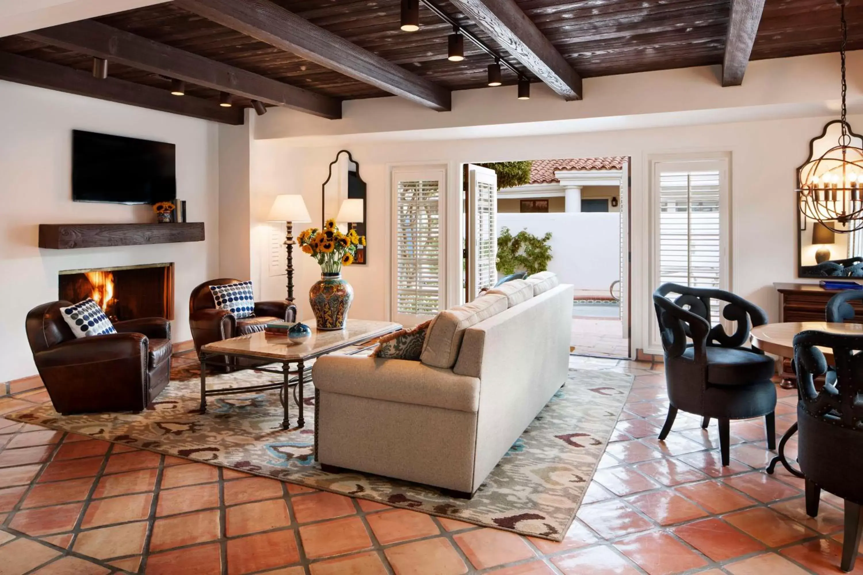 Living room, Seating Area in La Quinta Resort & Club, Curio Collection