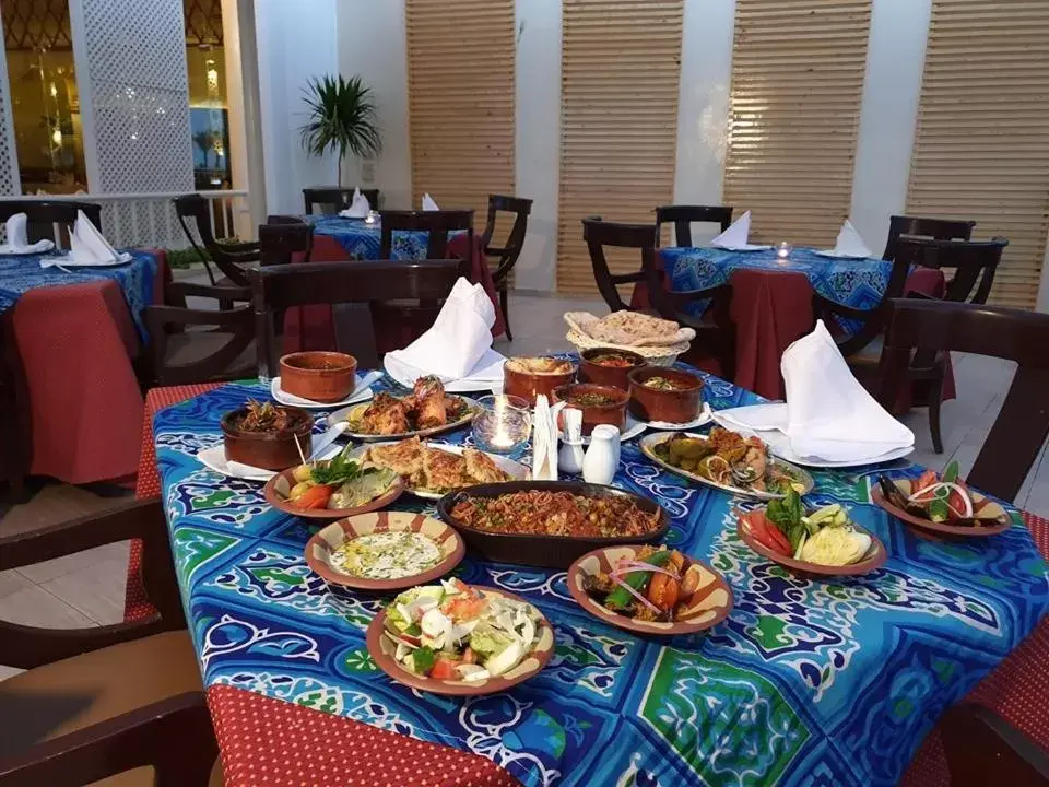 Restaurant/places to eat in Monte Carlo Sharm Resort & Spa