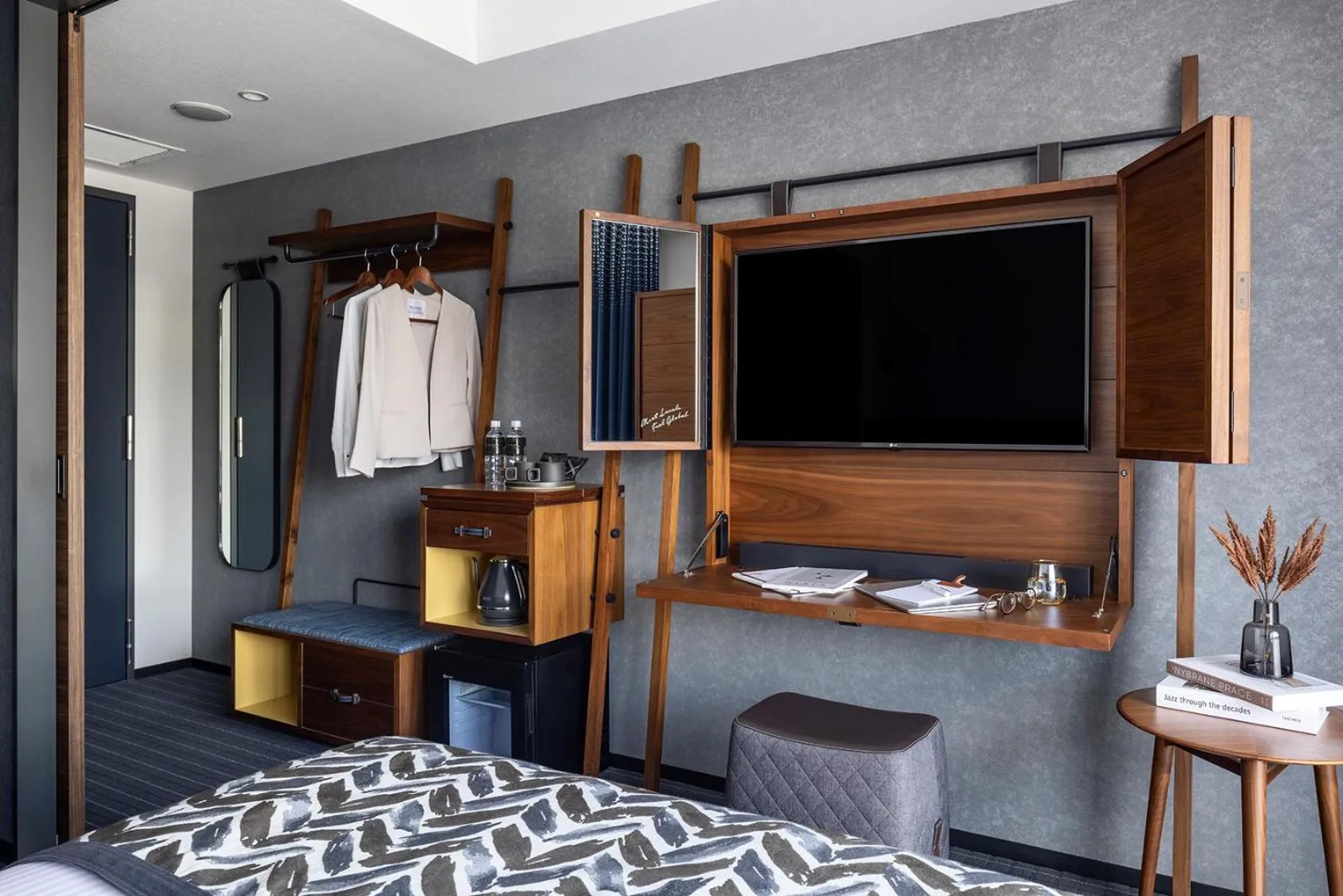 Photo of the whole room, Bed in The LIVELY TOKYO AZABUJUBAN