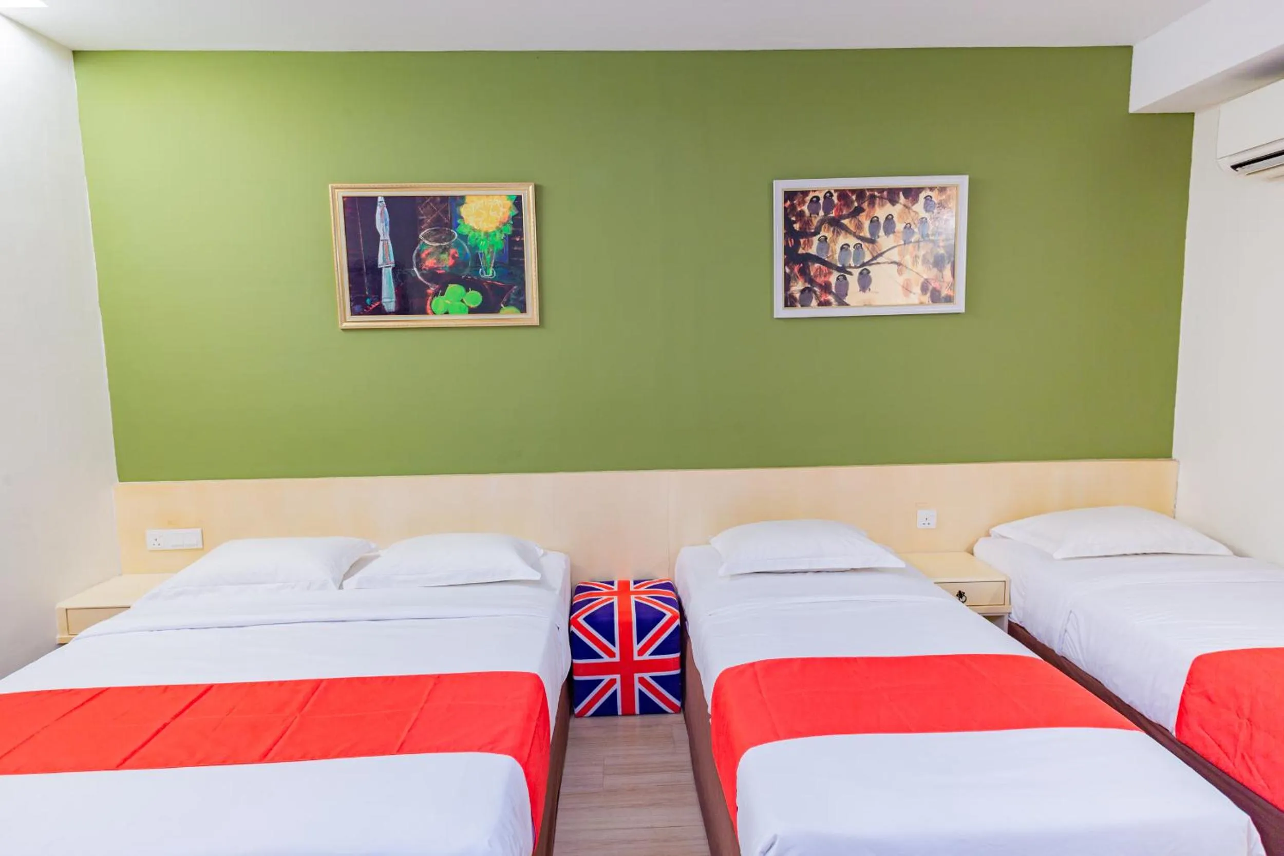 Deluxe Family Room in HOTEL 101 PERMAS JAYA