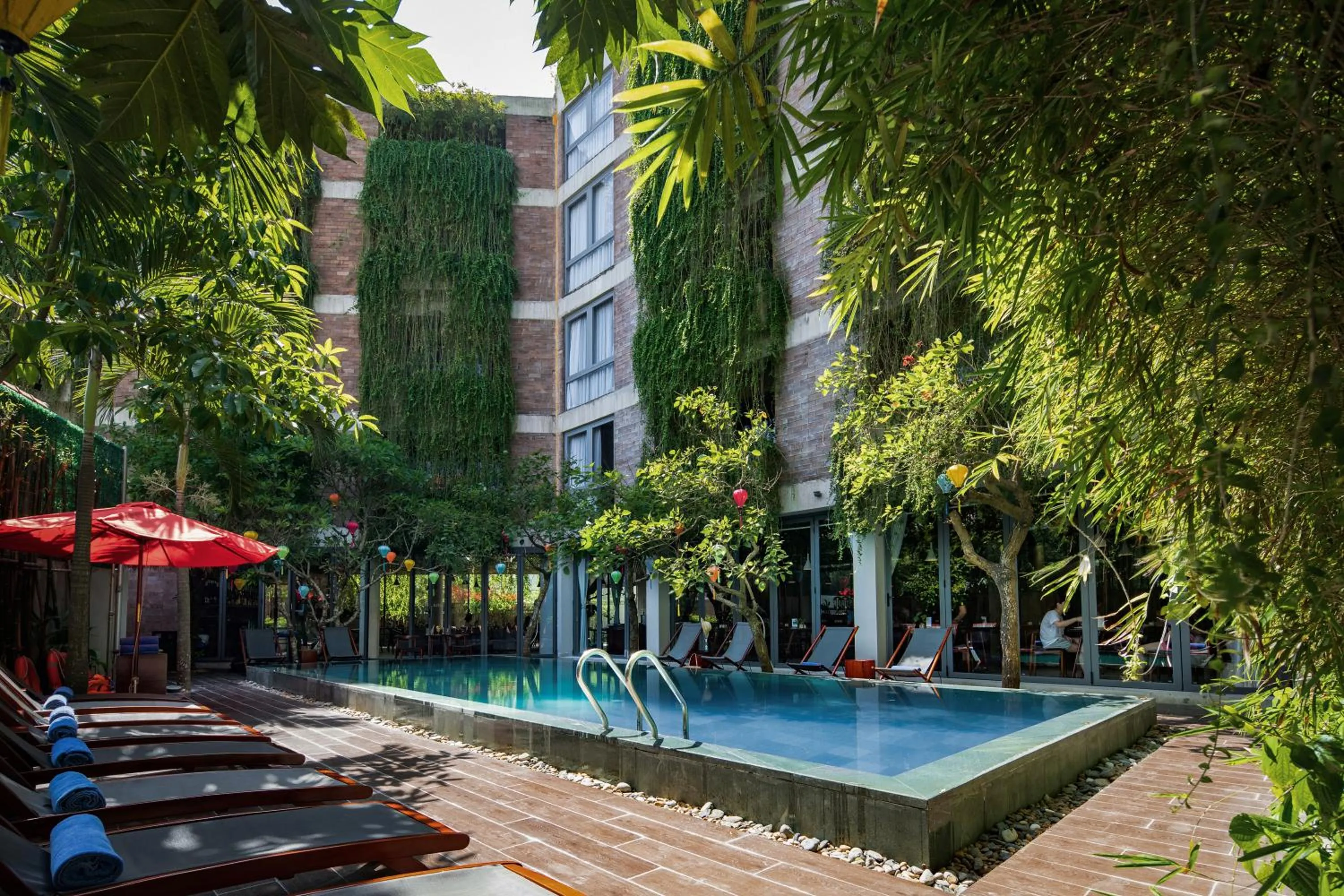 Garden in Mulberry Collection Silk Eco