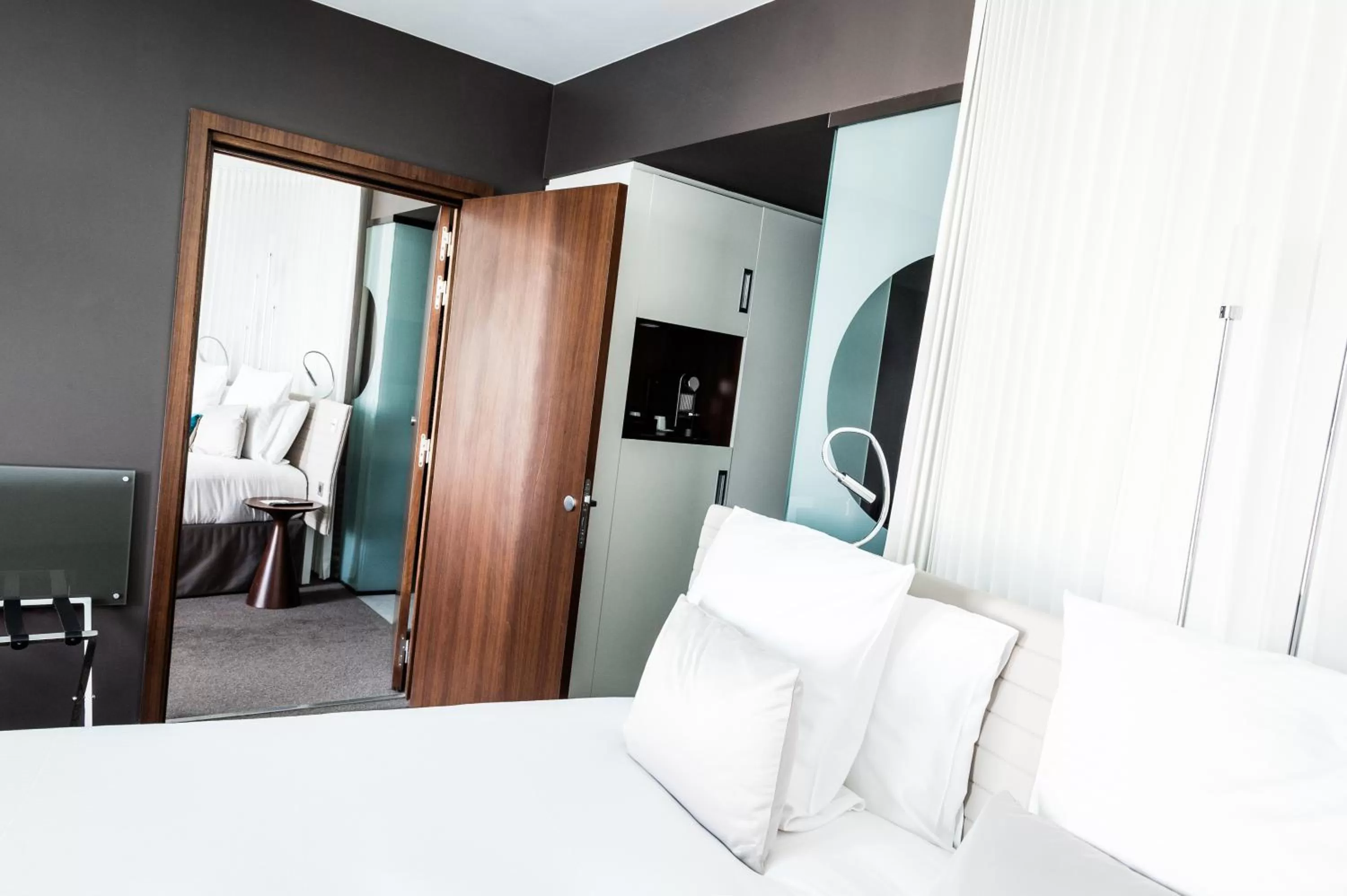 Bed in Molitor Hotel & Spa Paris - MGallery Collection